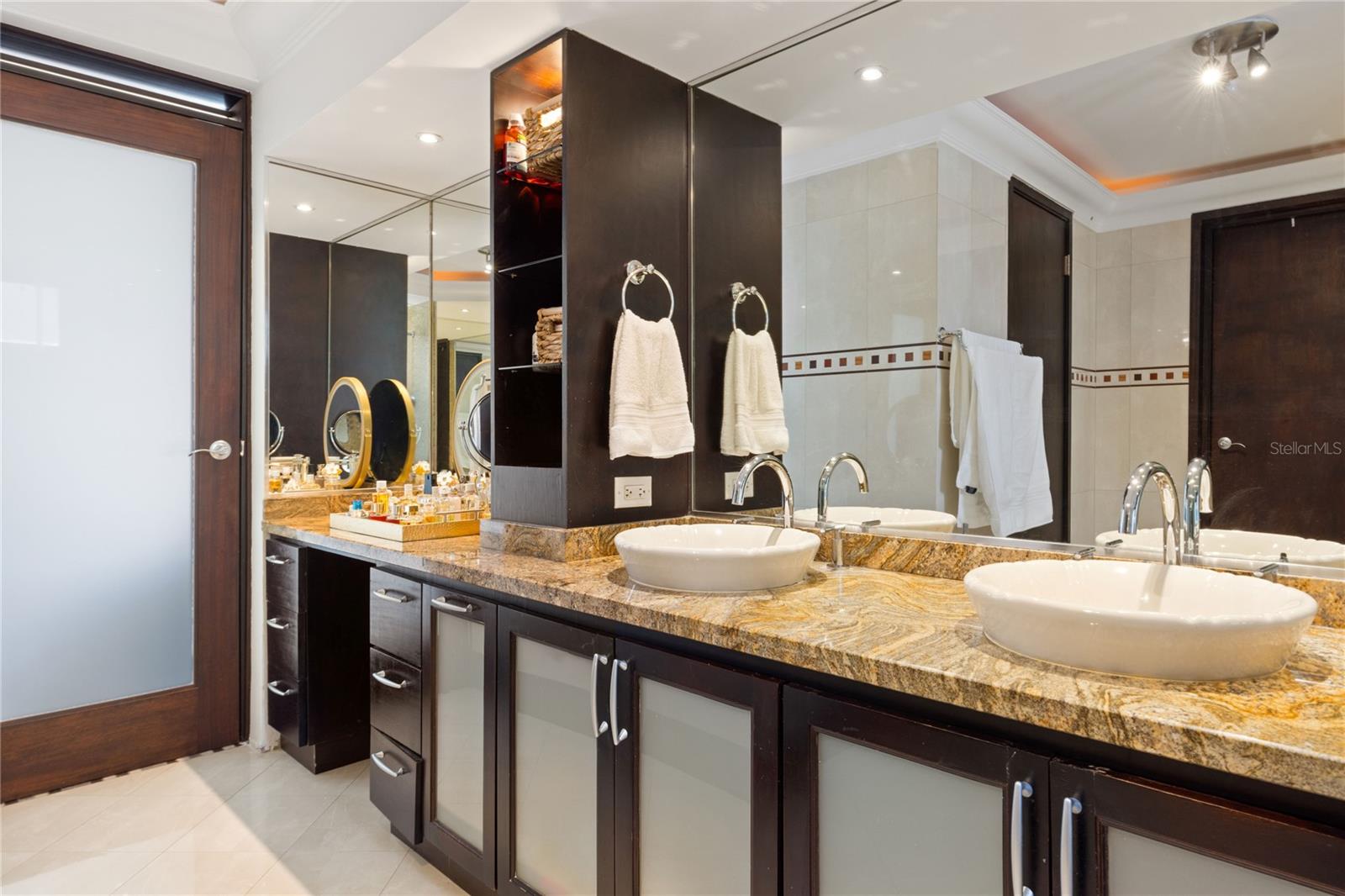 GARDEN HILLS NORTE - Residential