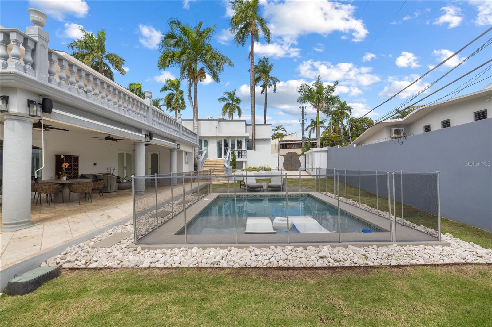 GARDEN HILLS NORTE - Residential