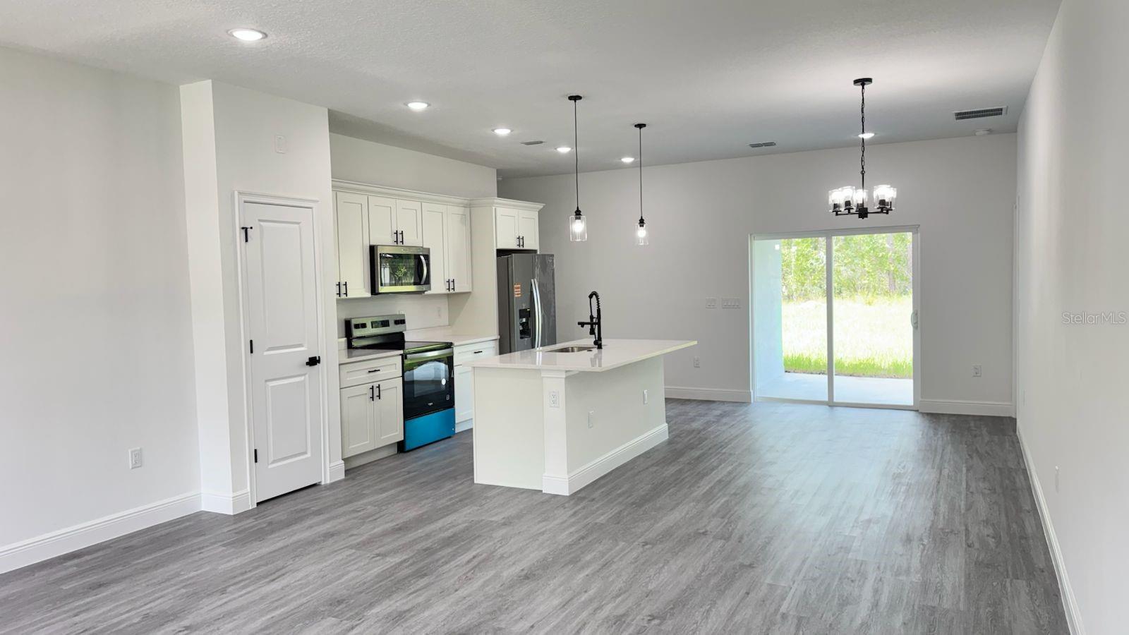 CITRUS SPGS UNIT 03 - Residential