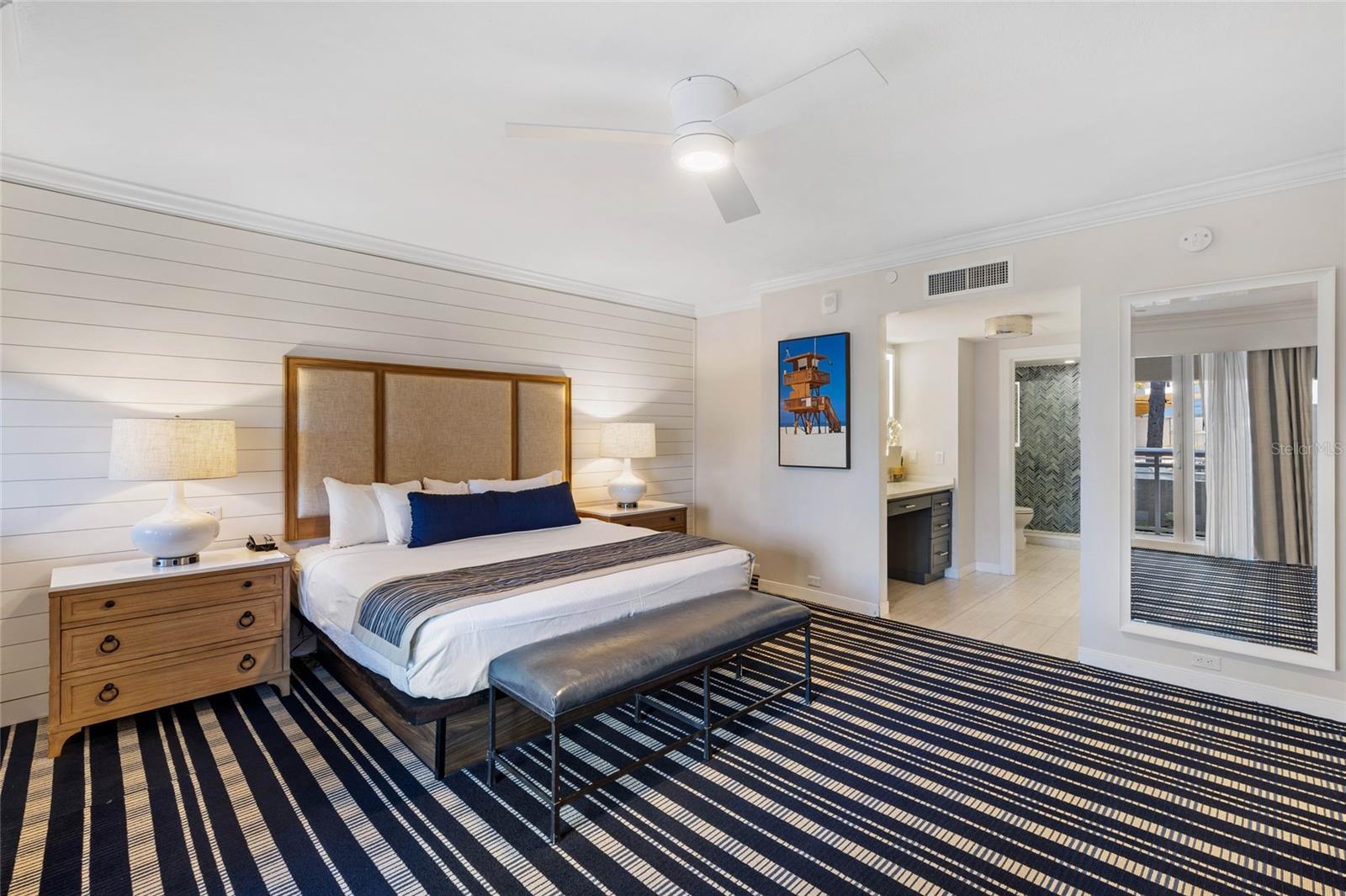 INN ON THE BEACH PH I - Residential