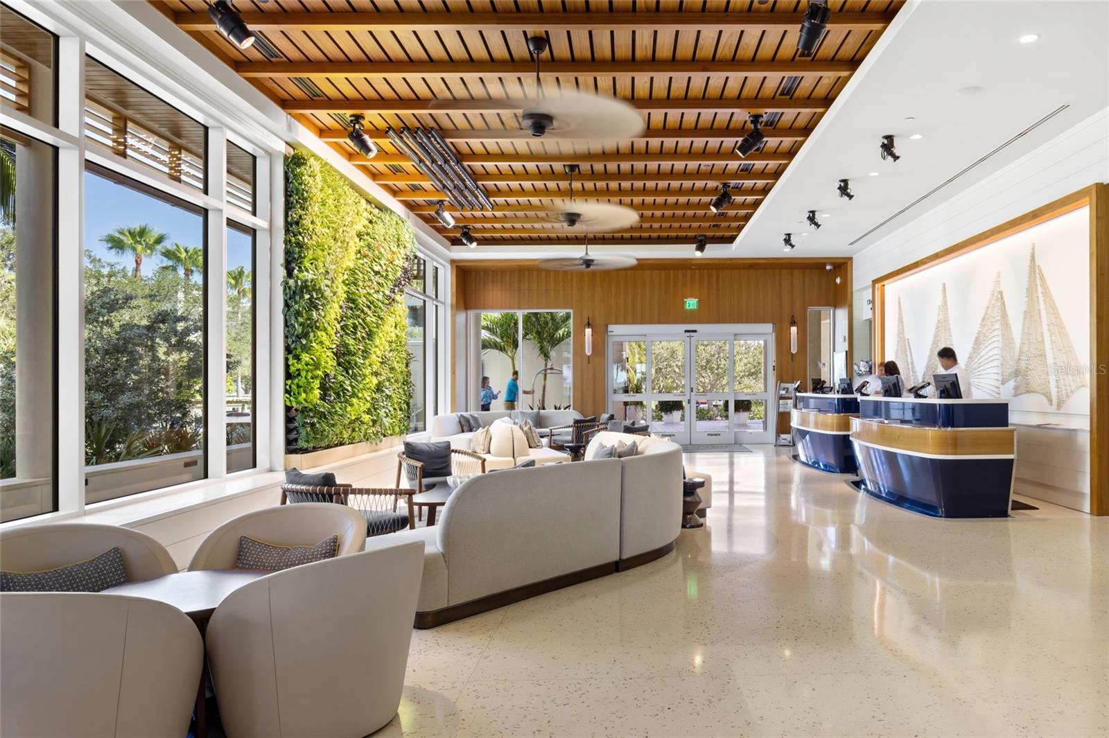 INN ON THE BEACH PH I - Residential