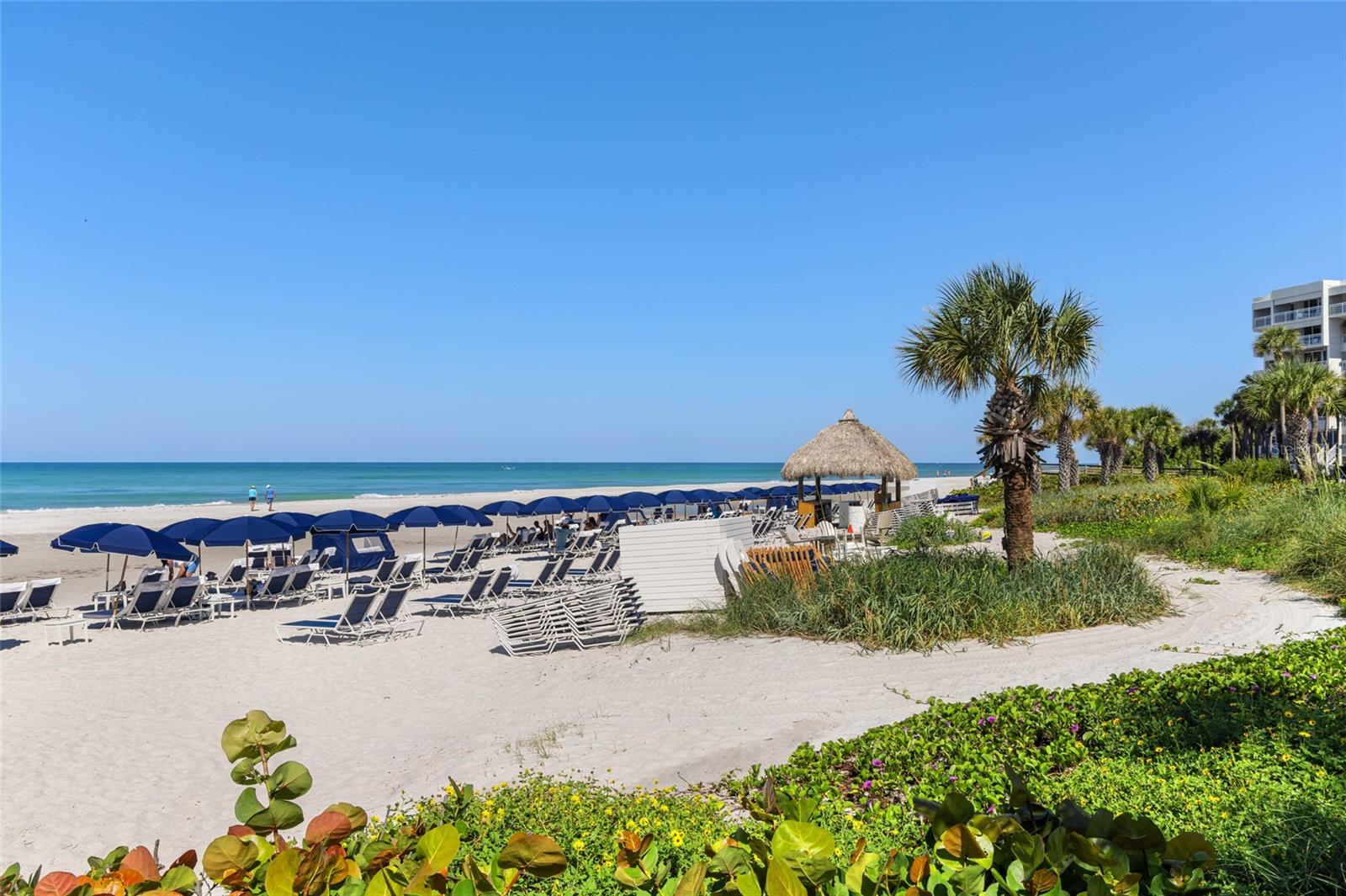 INN ON THE BEACH PH I - Residential