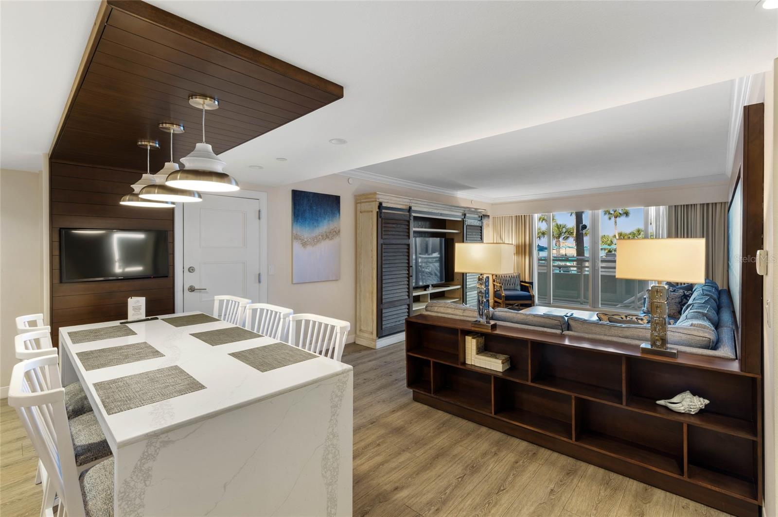 INN ON THE BEACH PH I - Residential