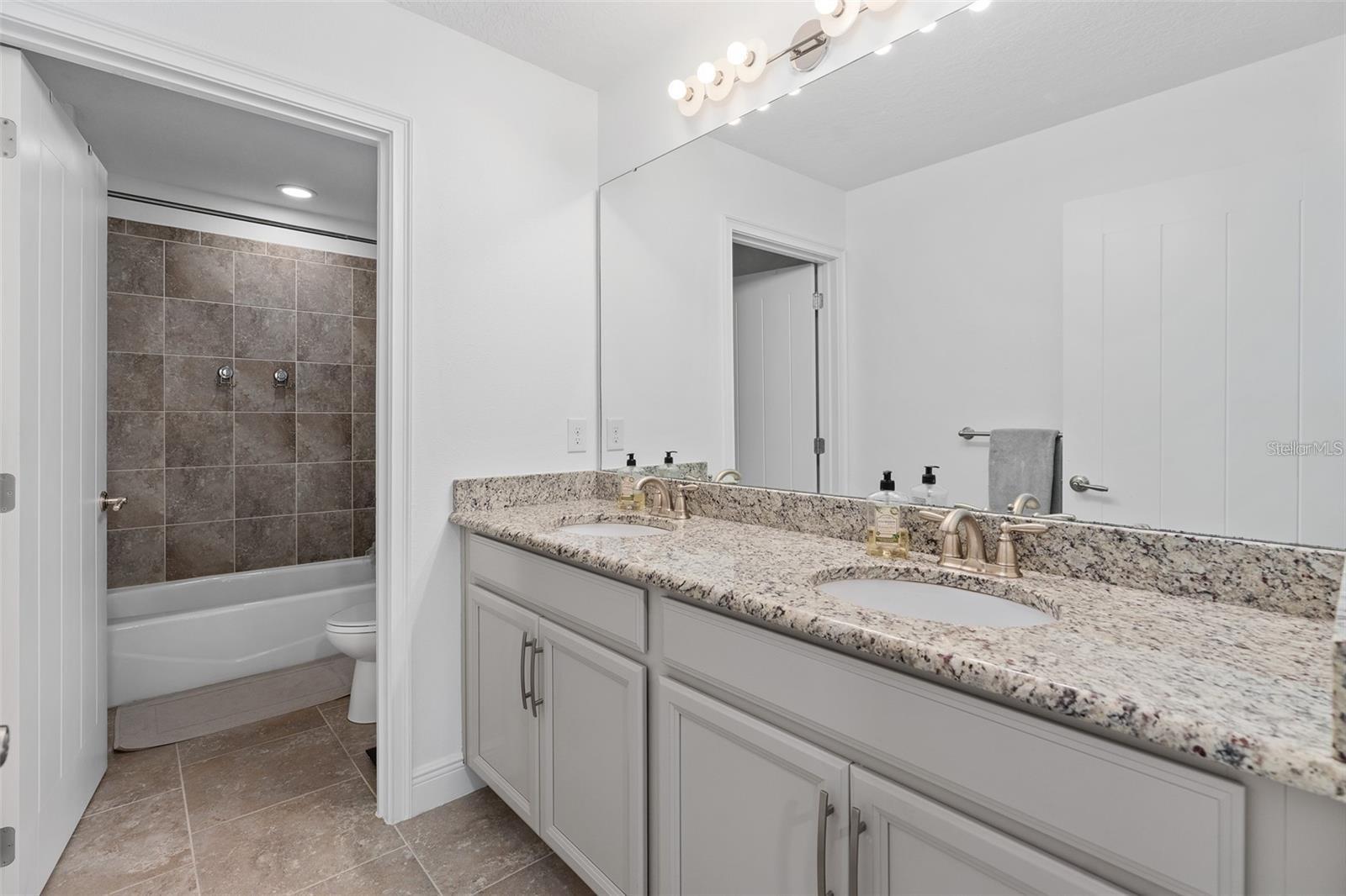 HOLDEN COVE - Residential