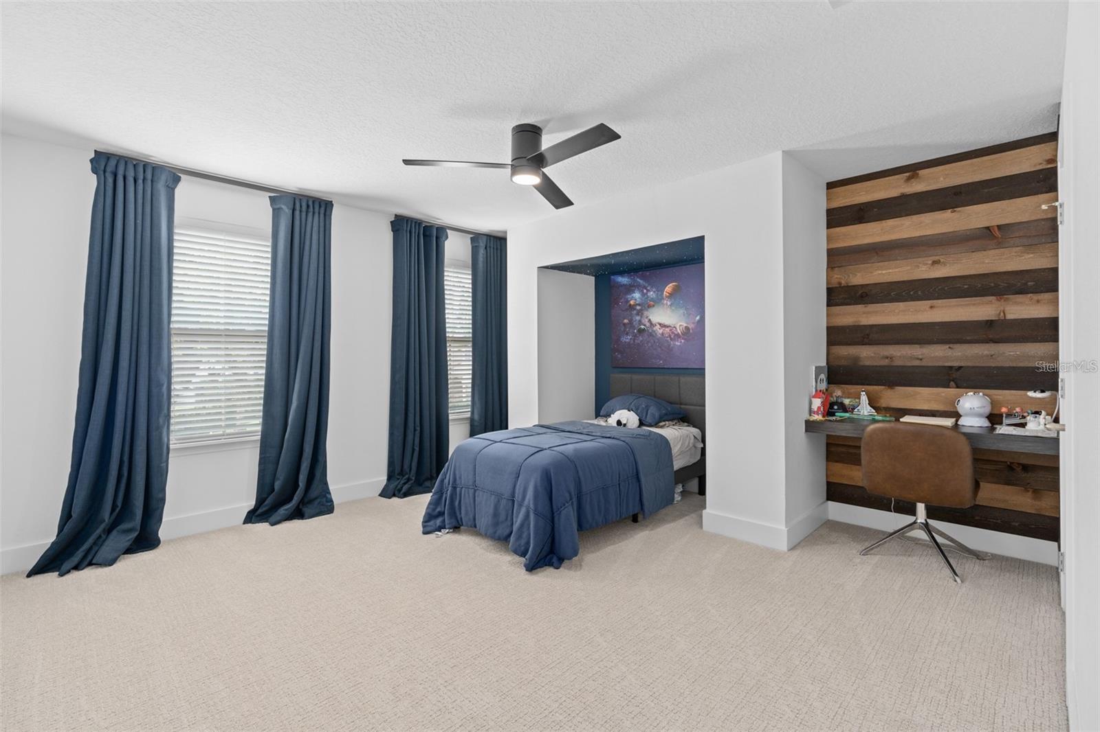 HOLDEN COVE - Residential