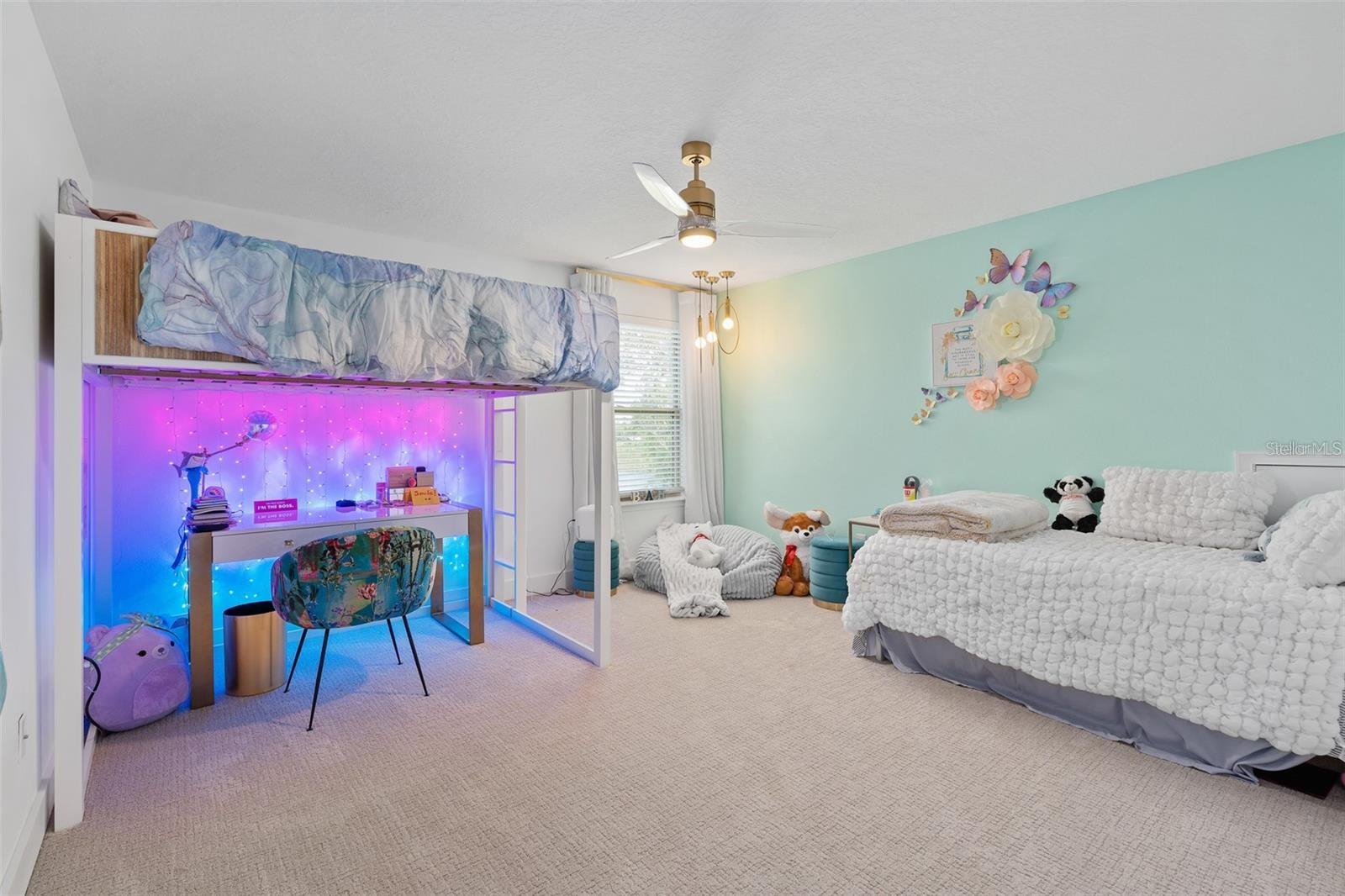 HOLDEN COVE - Residential