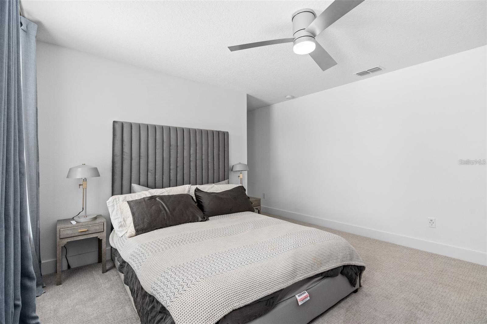 HOLDEN COVE - Residential