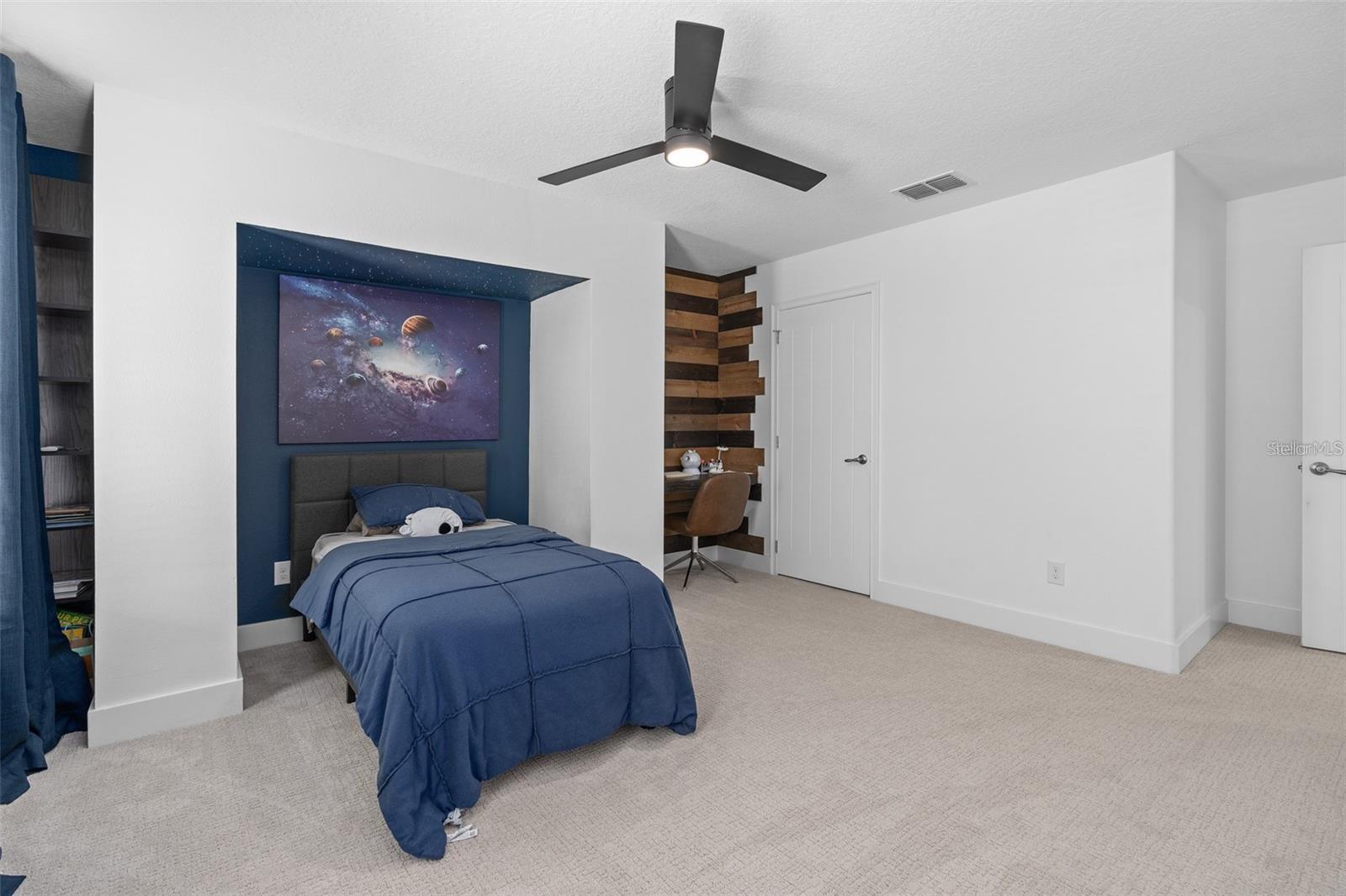 HOLDEN COVE - Residential