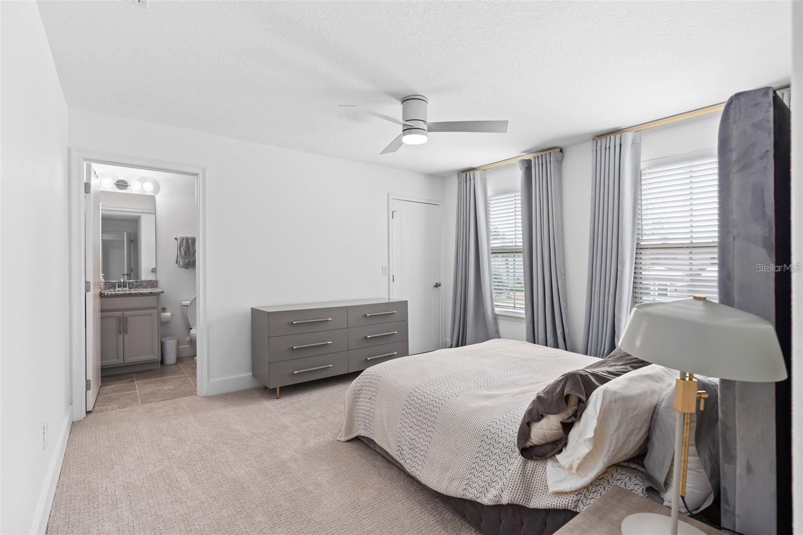 HOLDEN COVE - Residential