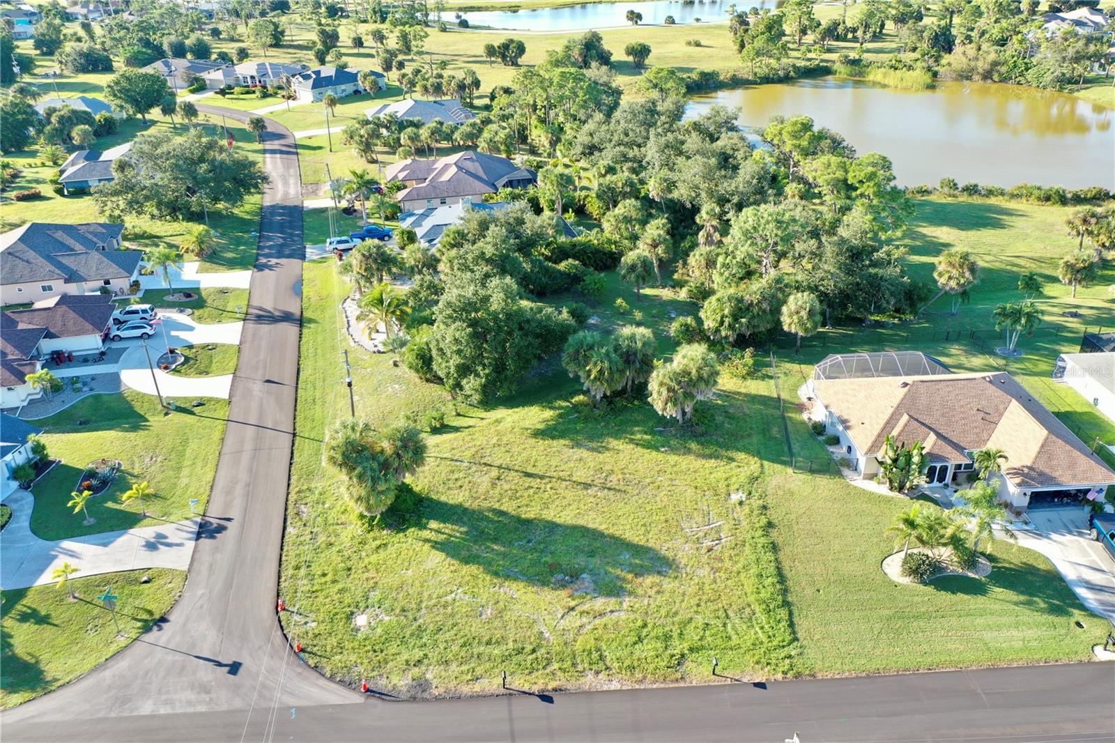 ROTONDA WEST BROADMOOR - Land