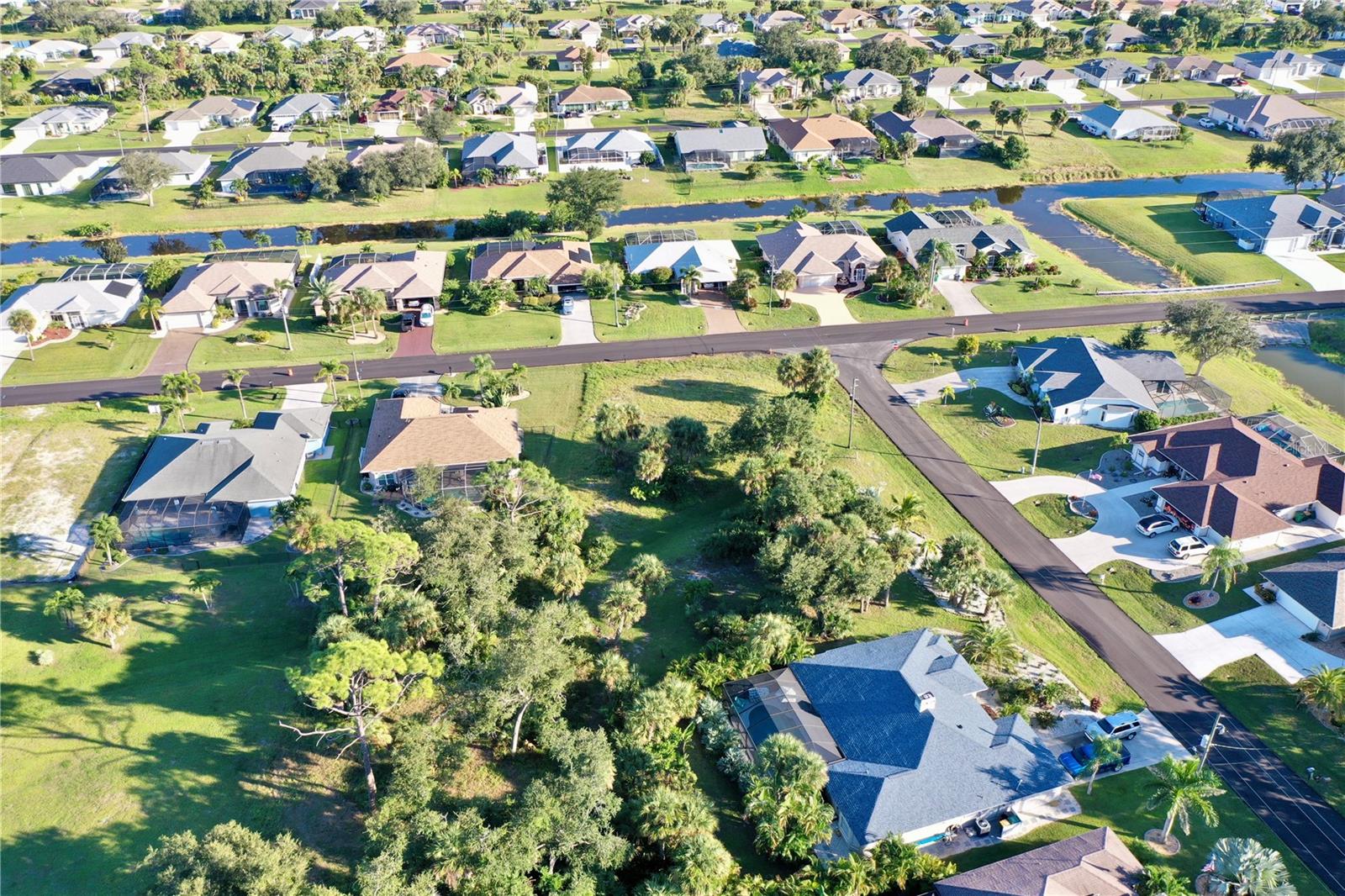 ROTONDA WEST BROADMOOR - Land