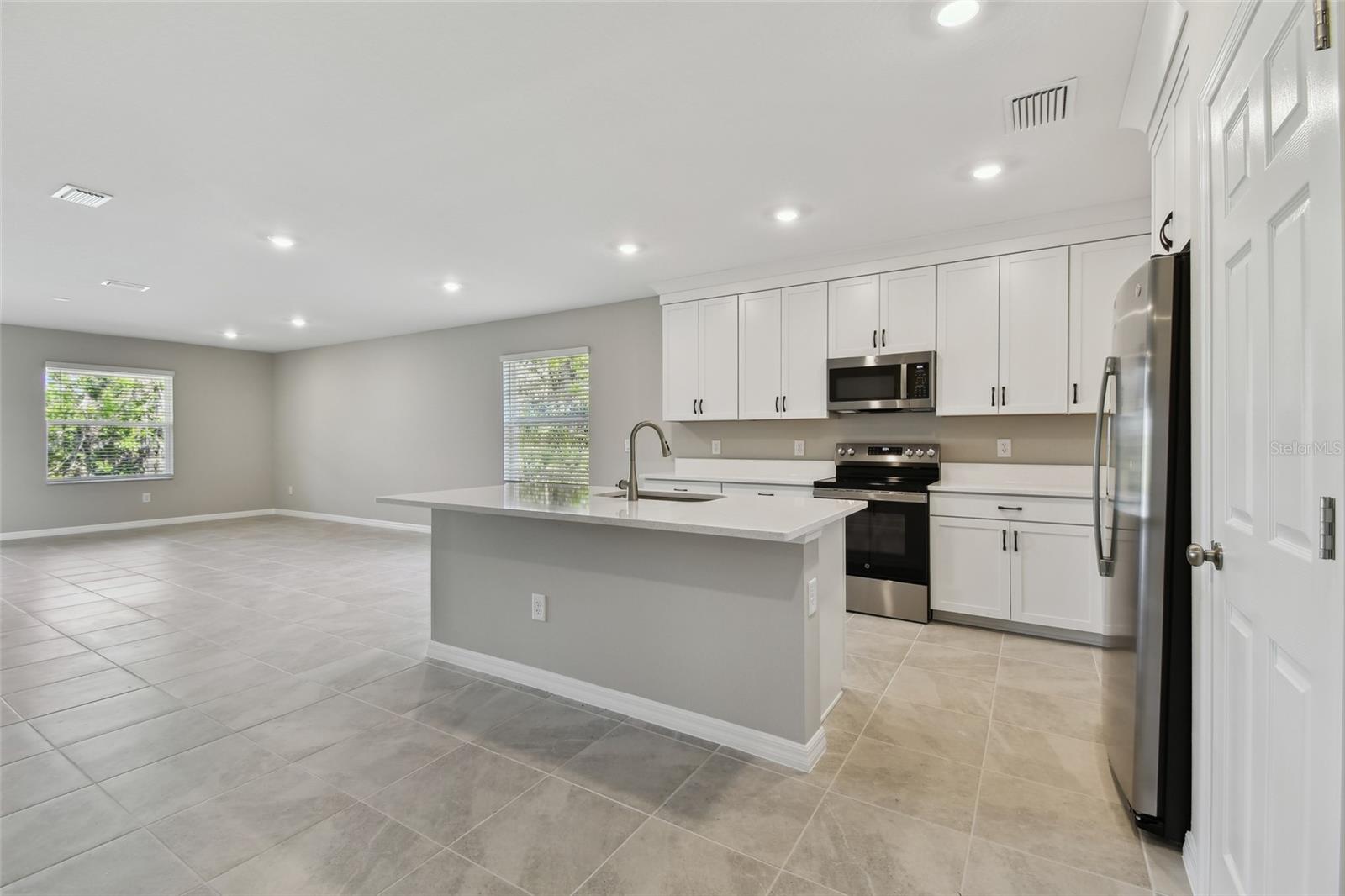 5560 PATANO LOOP