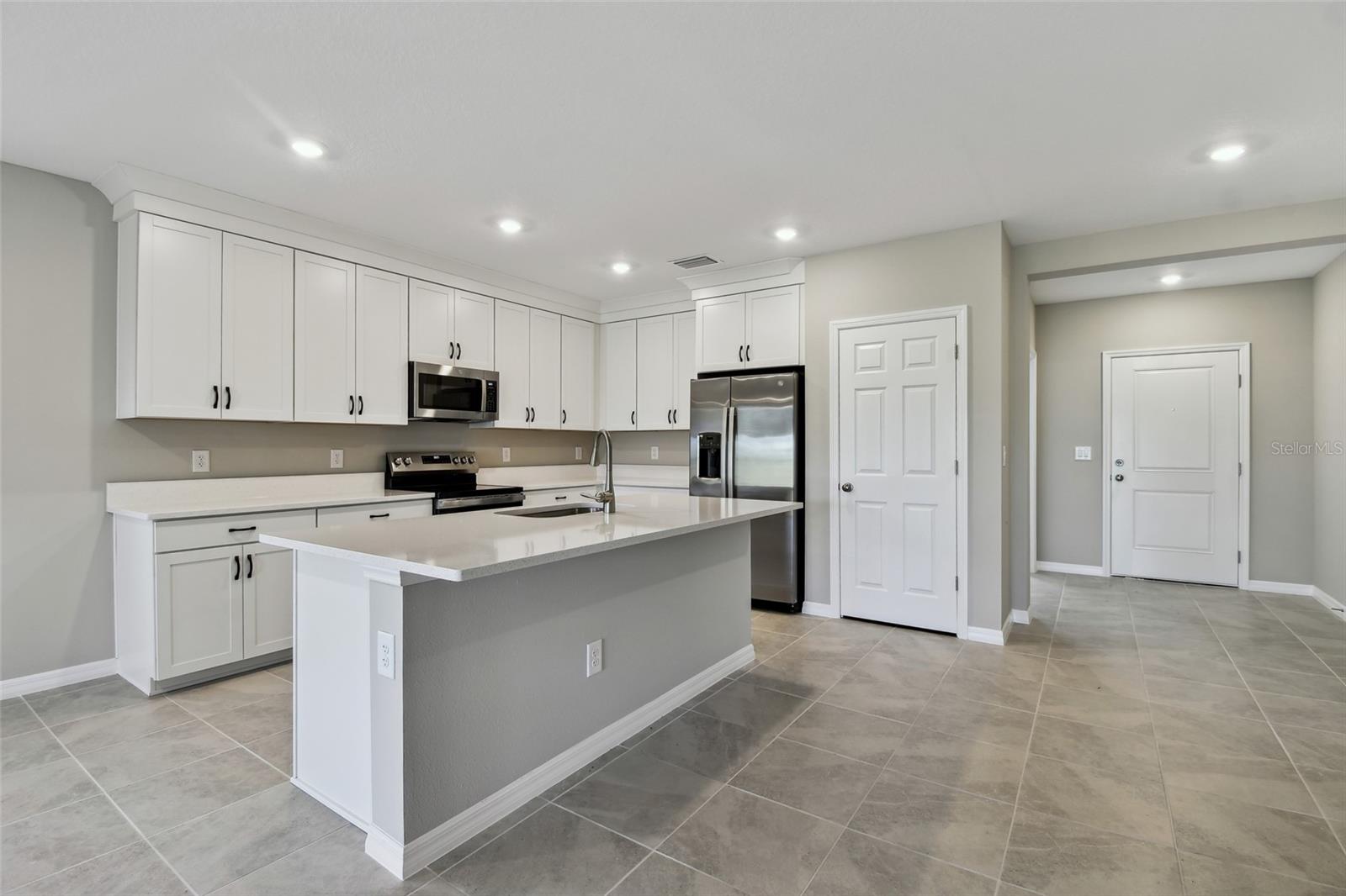 5560 PATANO LOOP