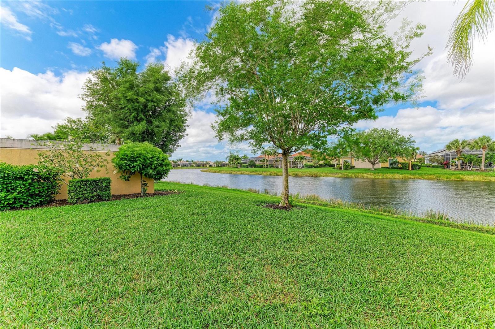 ISLANDWALK/WEST VLGS PH 1A - Residential