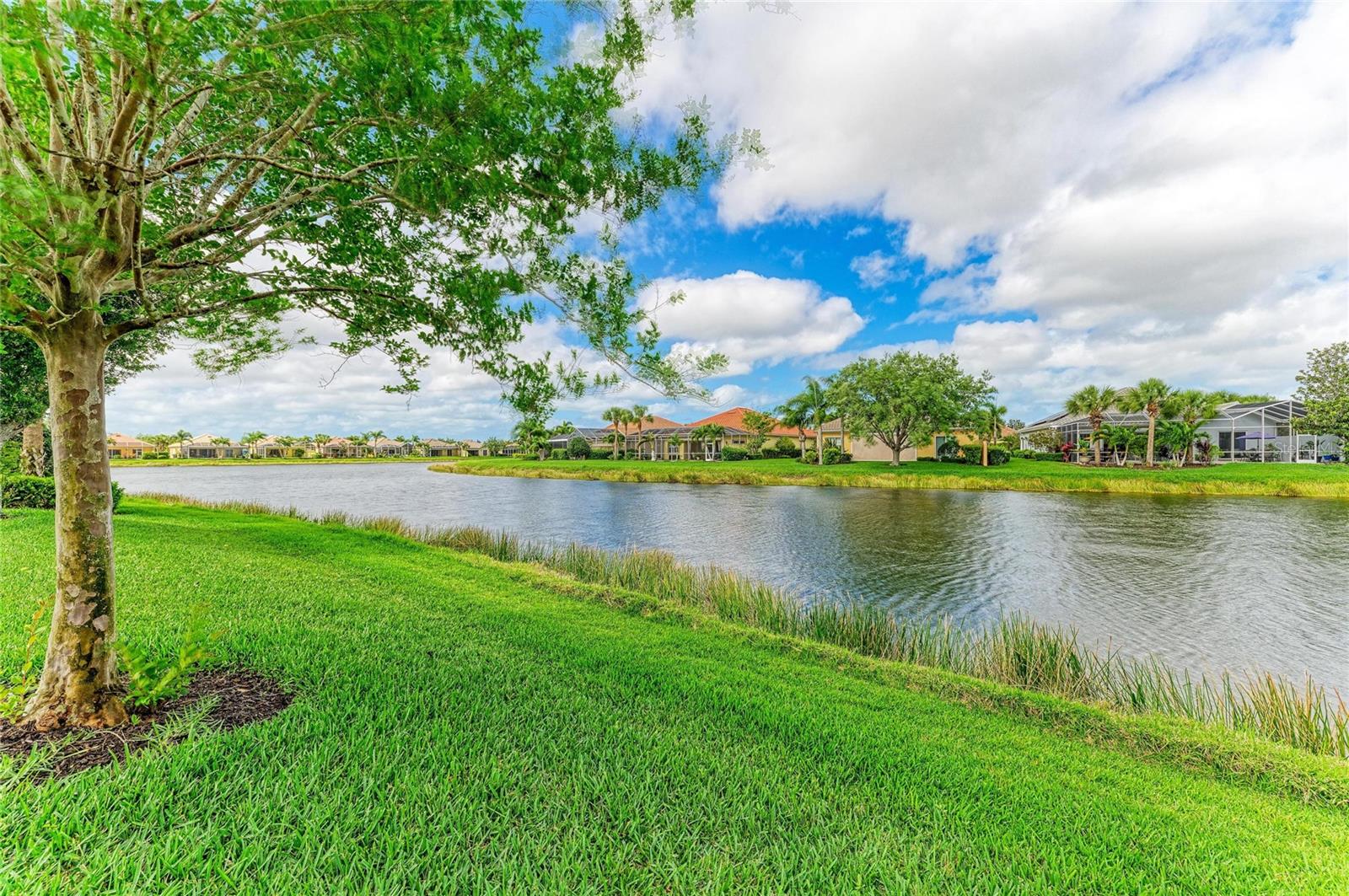 ISLANDWALK/WEST VLGS PH 1A - Residential