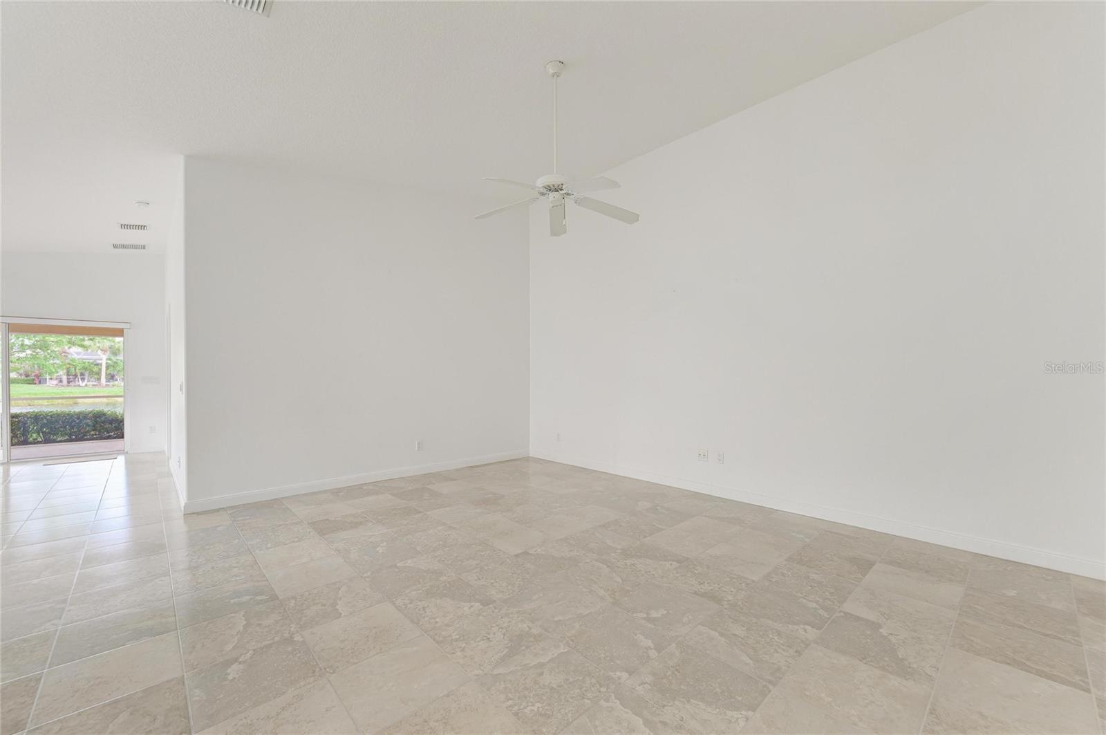 ISLANDWALK/WEST VLGS PH 1A - Residential