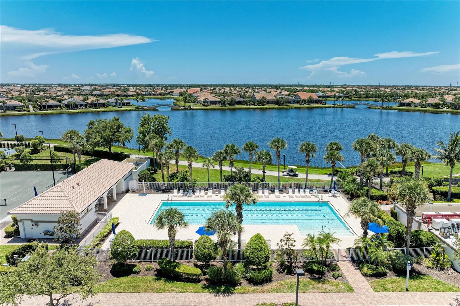 ISLANDWALK/WEST VLGS PH 1A - Residential