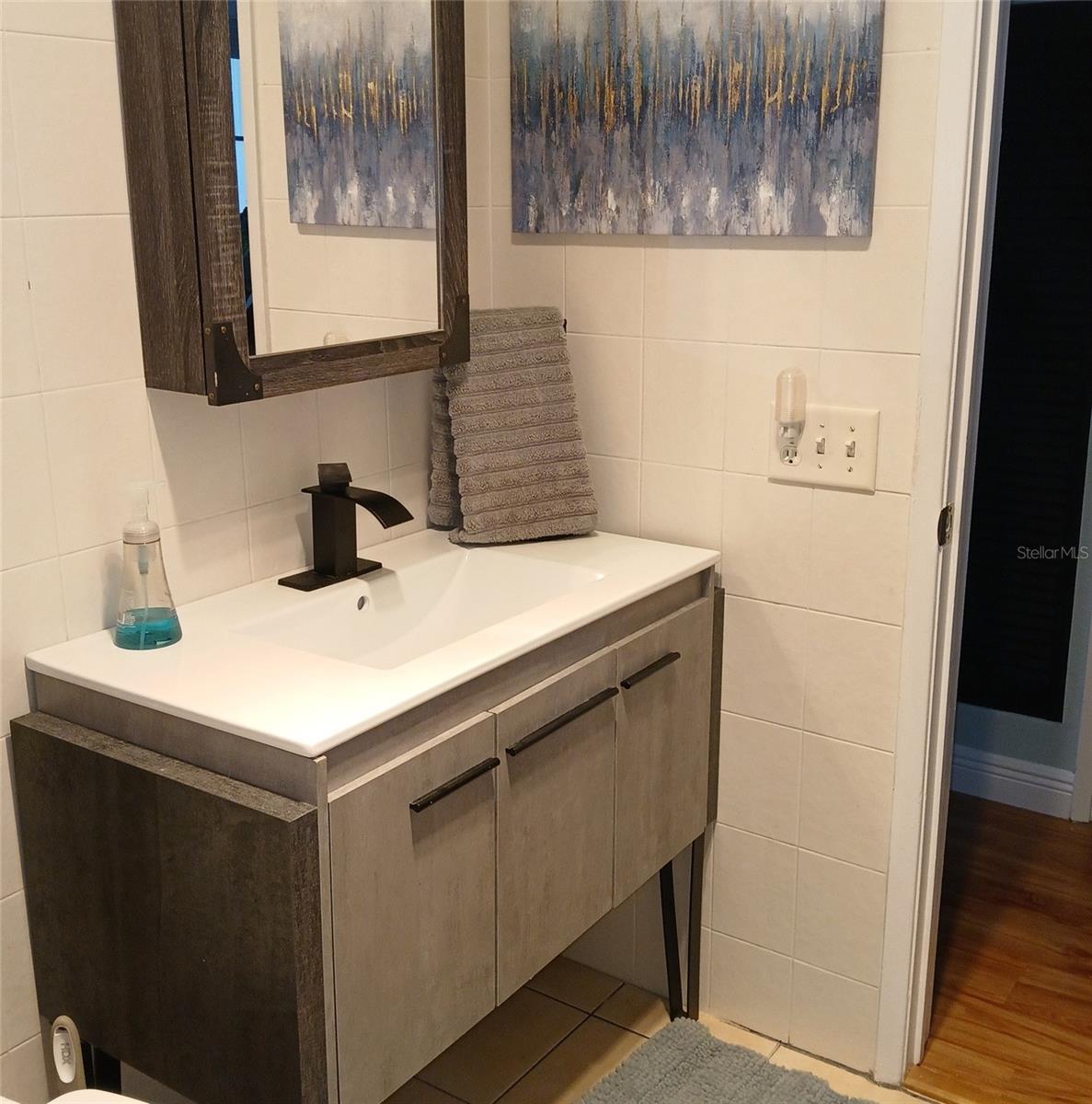 TOWN APTS CONDO - Residential