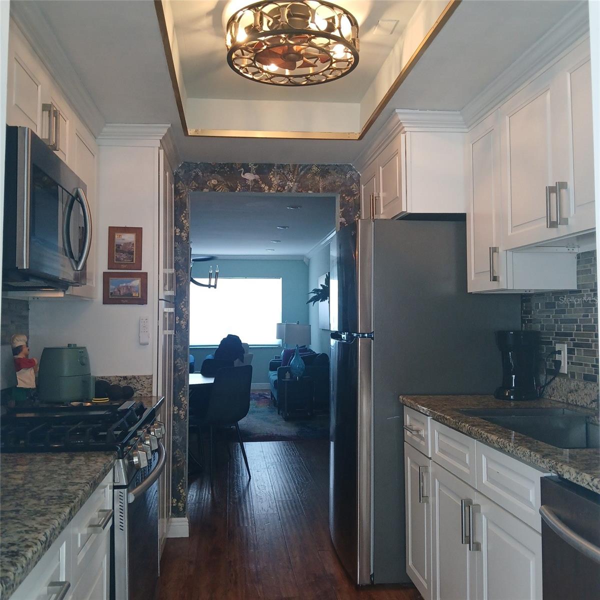 TOWN APTS CONDO - Residential