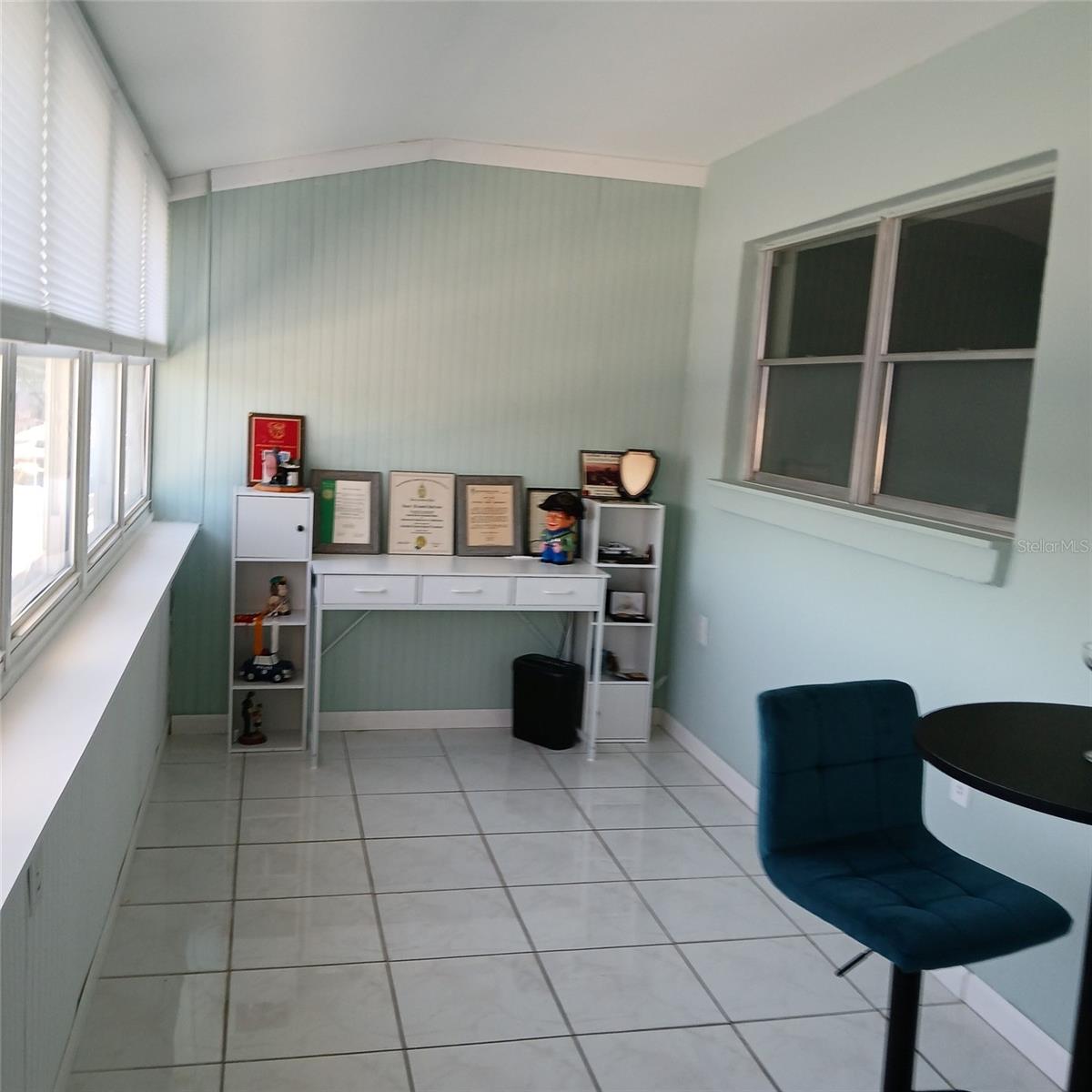 TOWN APTS CONDO - Residential