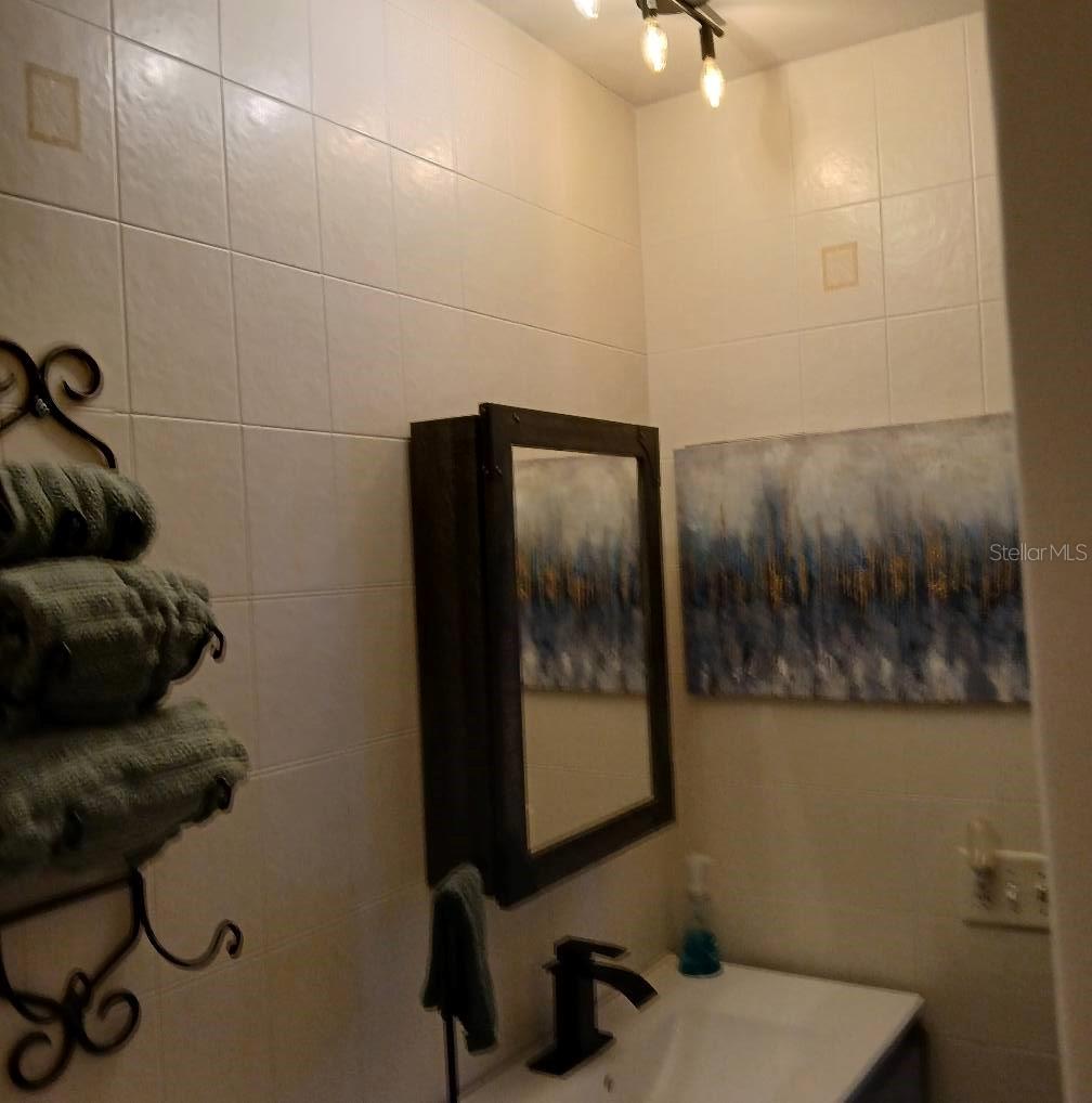 TOWN APTS CONDO - Residential