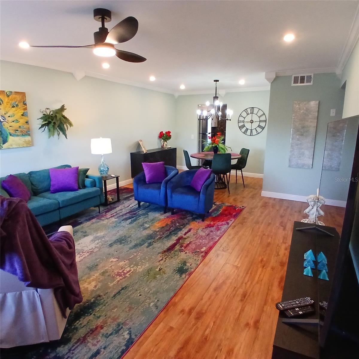 TOWN APTS CONDO - Residential