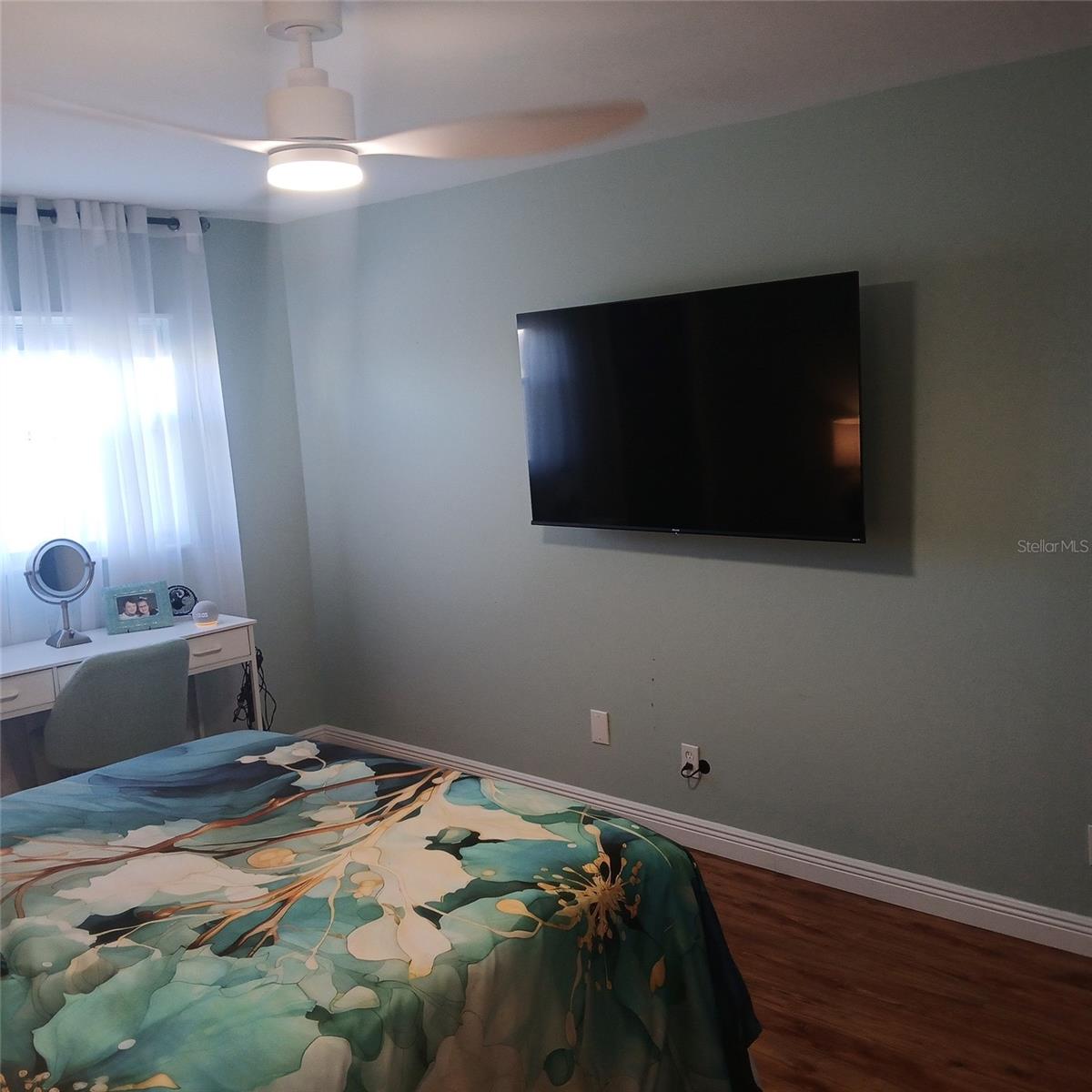TOWN APTS CONDO - Residential