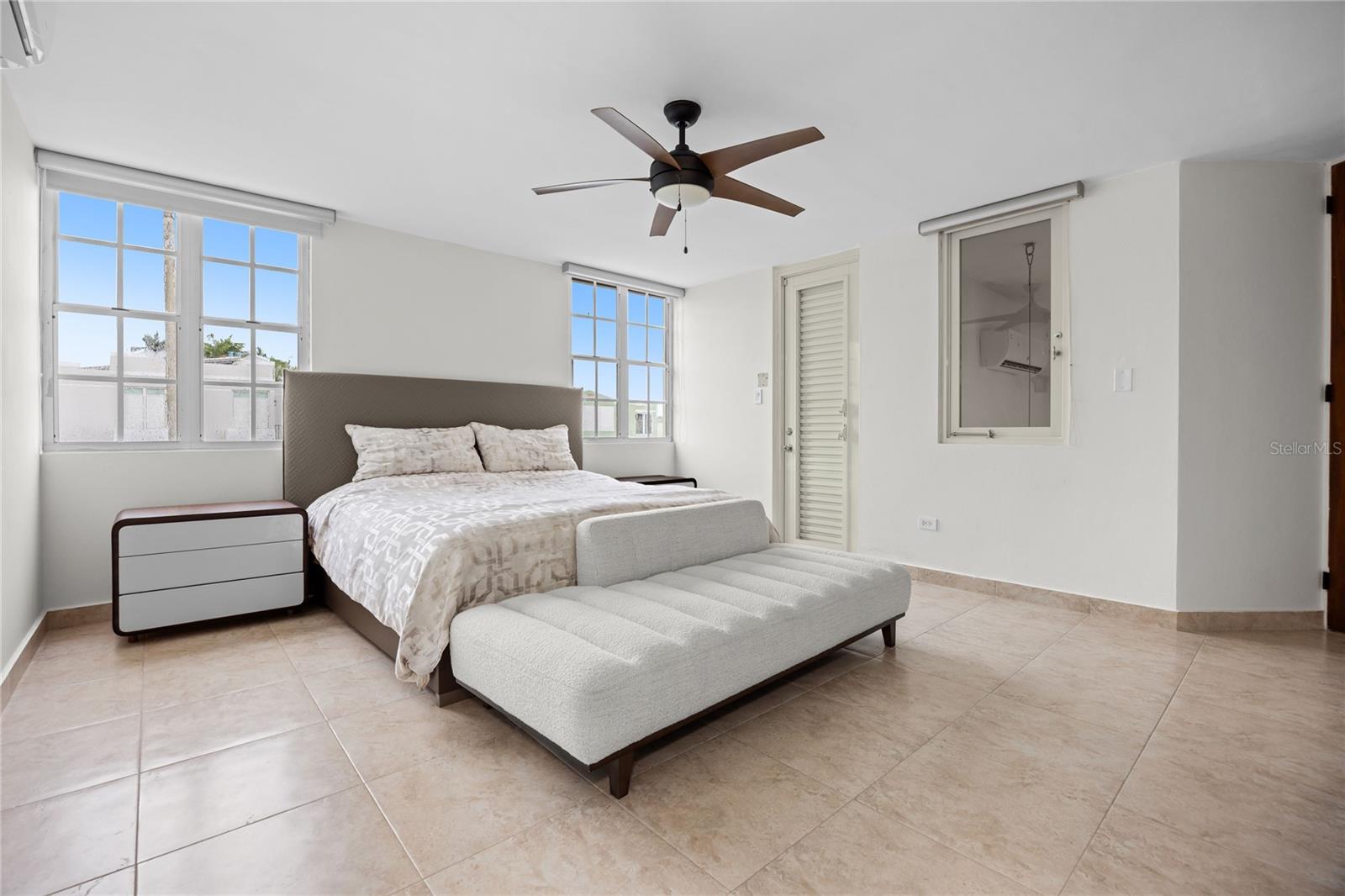 ESTANCIAS REALES - Residential