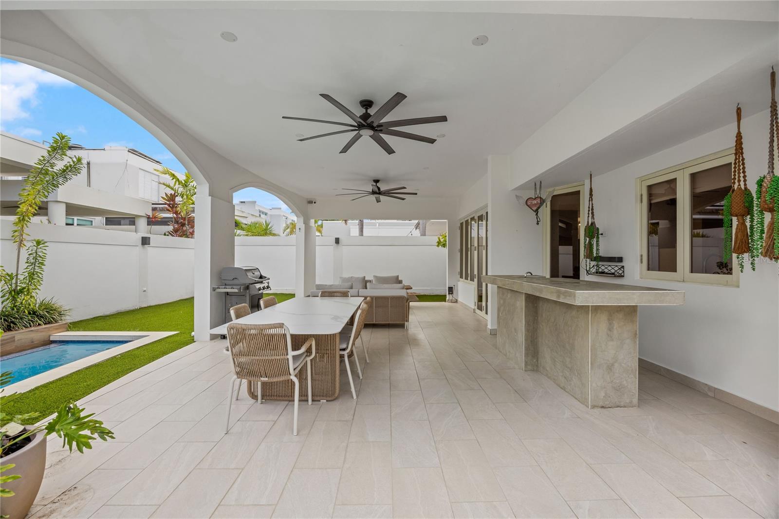 ESTANCIAS REALES - Residential