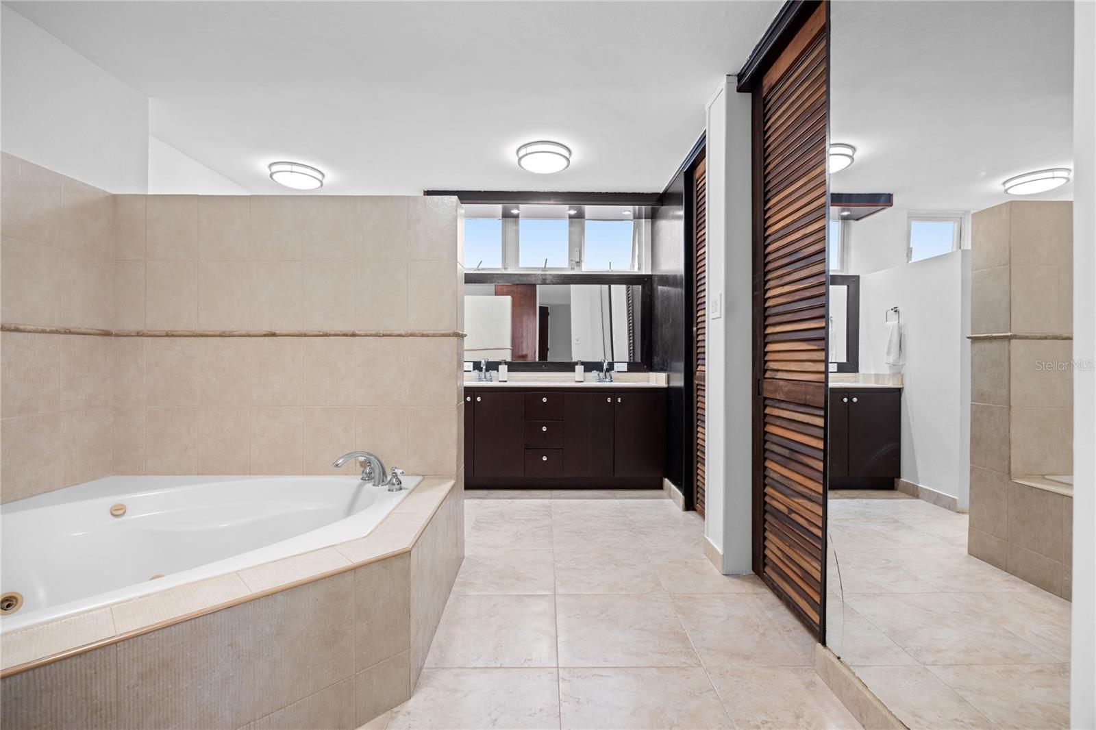 ESTANCIAS REALES - Residential