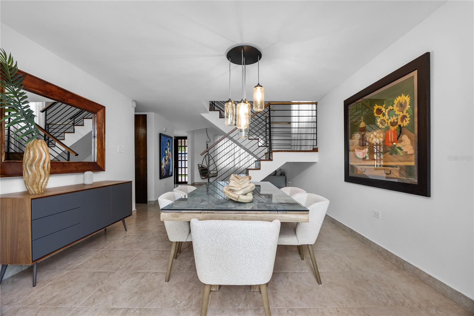 ESTANCIAS REALES - Residential