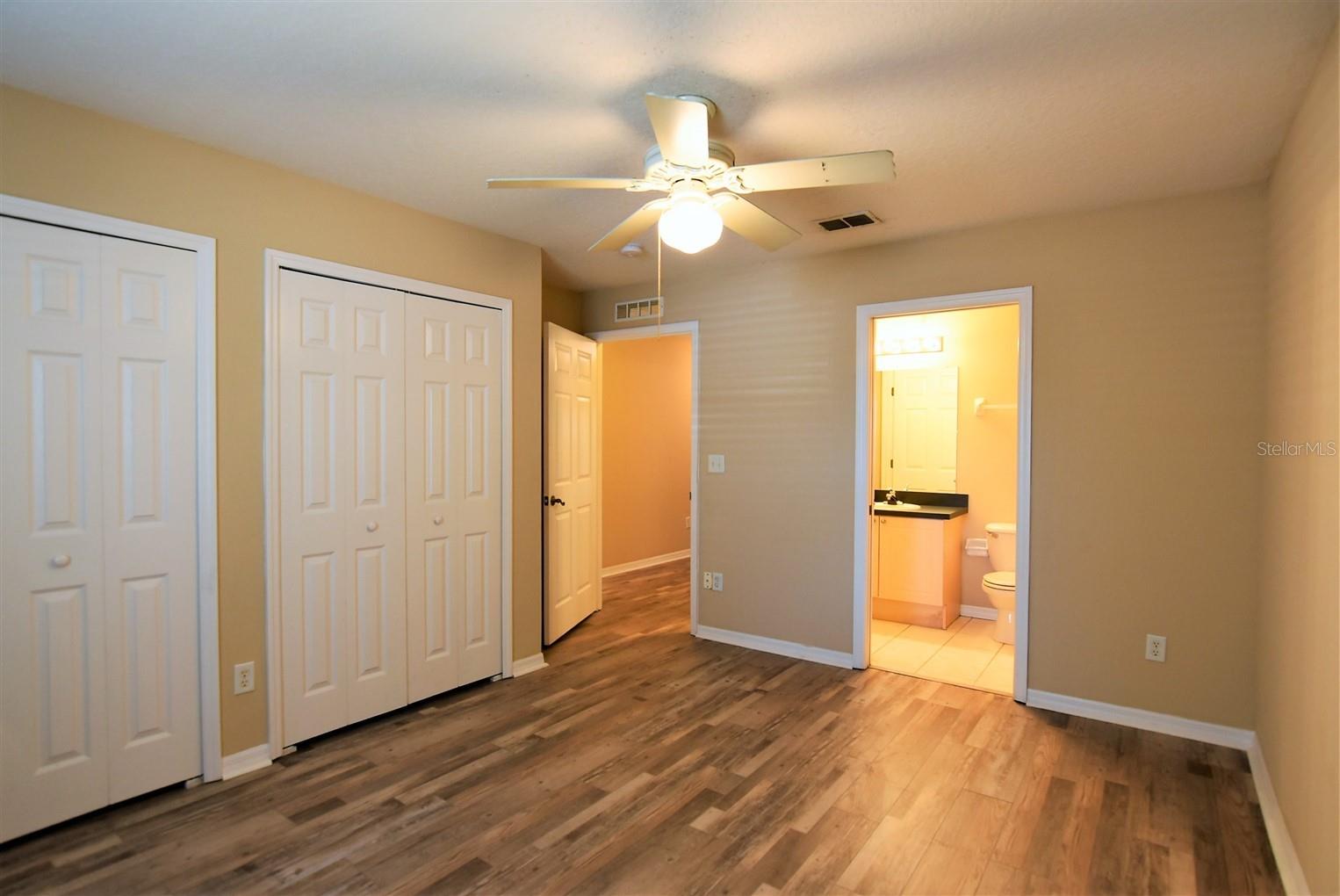 WESTSIDE TWNHMS-PH 05 A B & C - Residential Lease