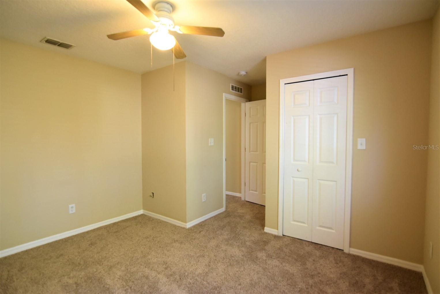 WESTSIDE TWNHMS-PH 05 A B & C - Residential Lease