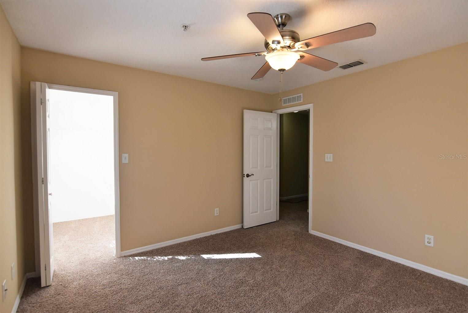 WESTSIDE TWNHMS-PH 05 A B & C - Residential Lease