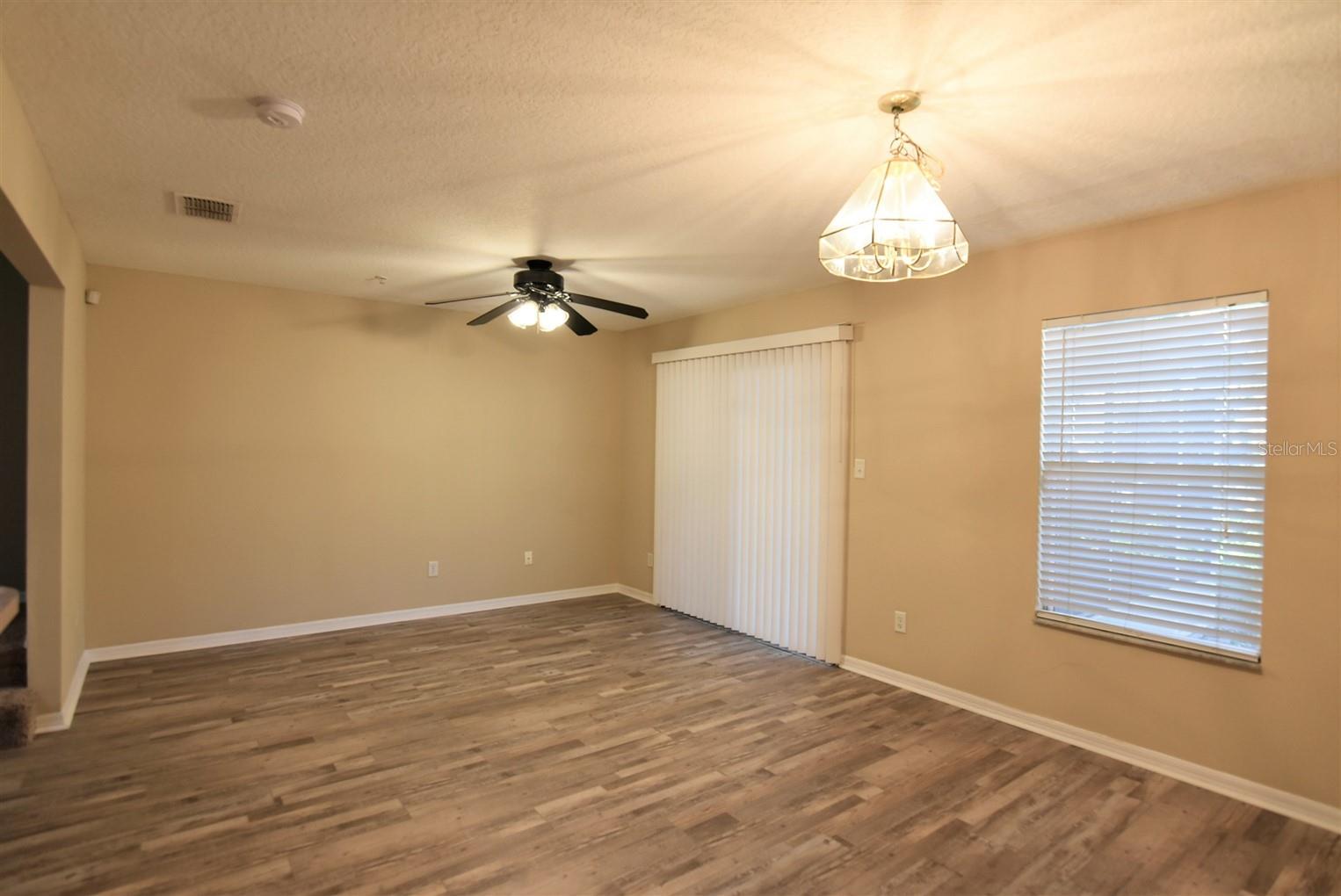 WESTSIDE TWNHMS-PH 05 A B & C - Residential Lease