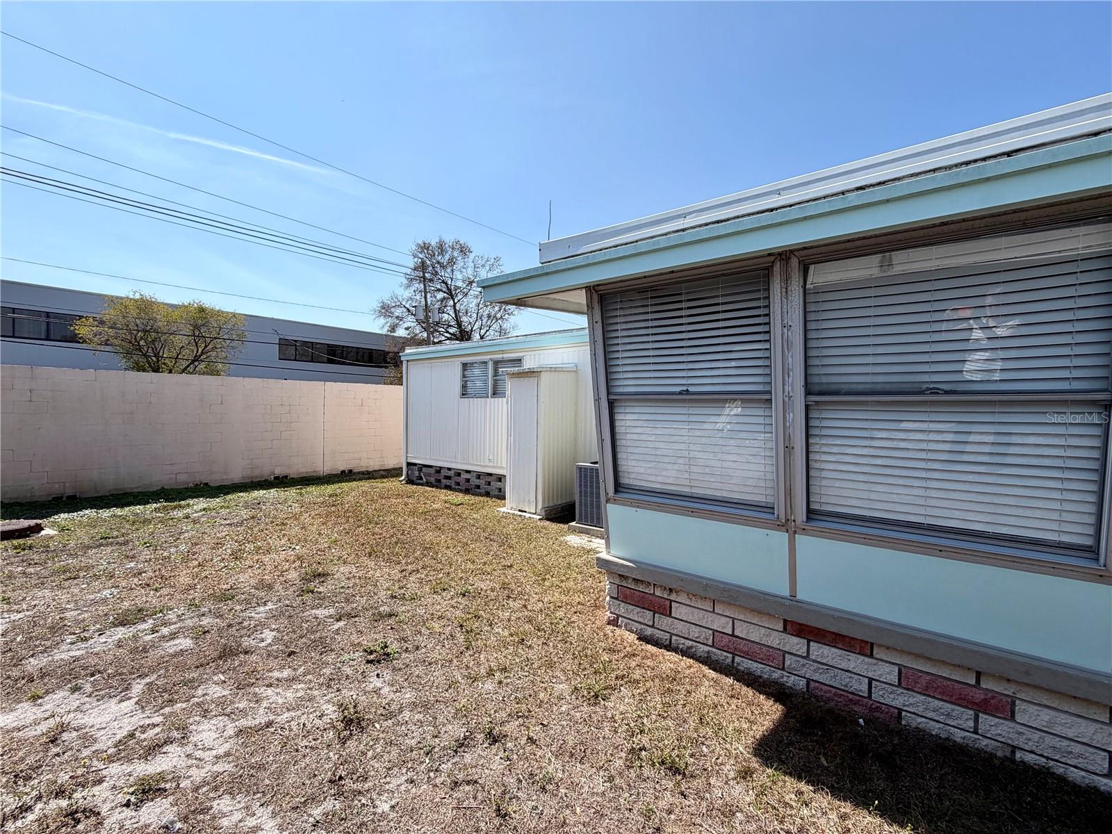 SUNSET PALMS UNREC - Residential