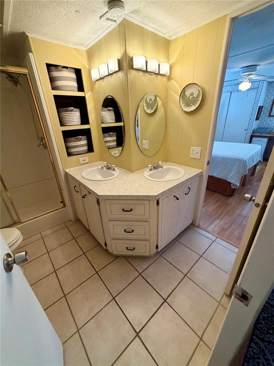 SUNSET PALMS UNREC - Residential