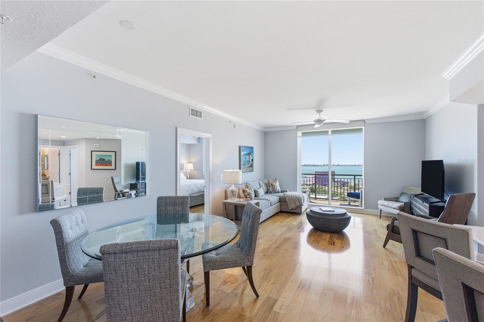 800 N TAMIAMI TRAIL 1203