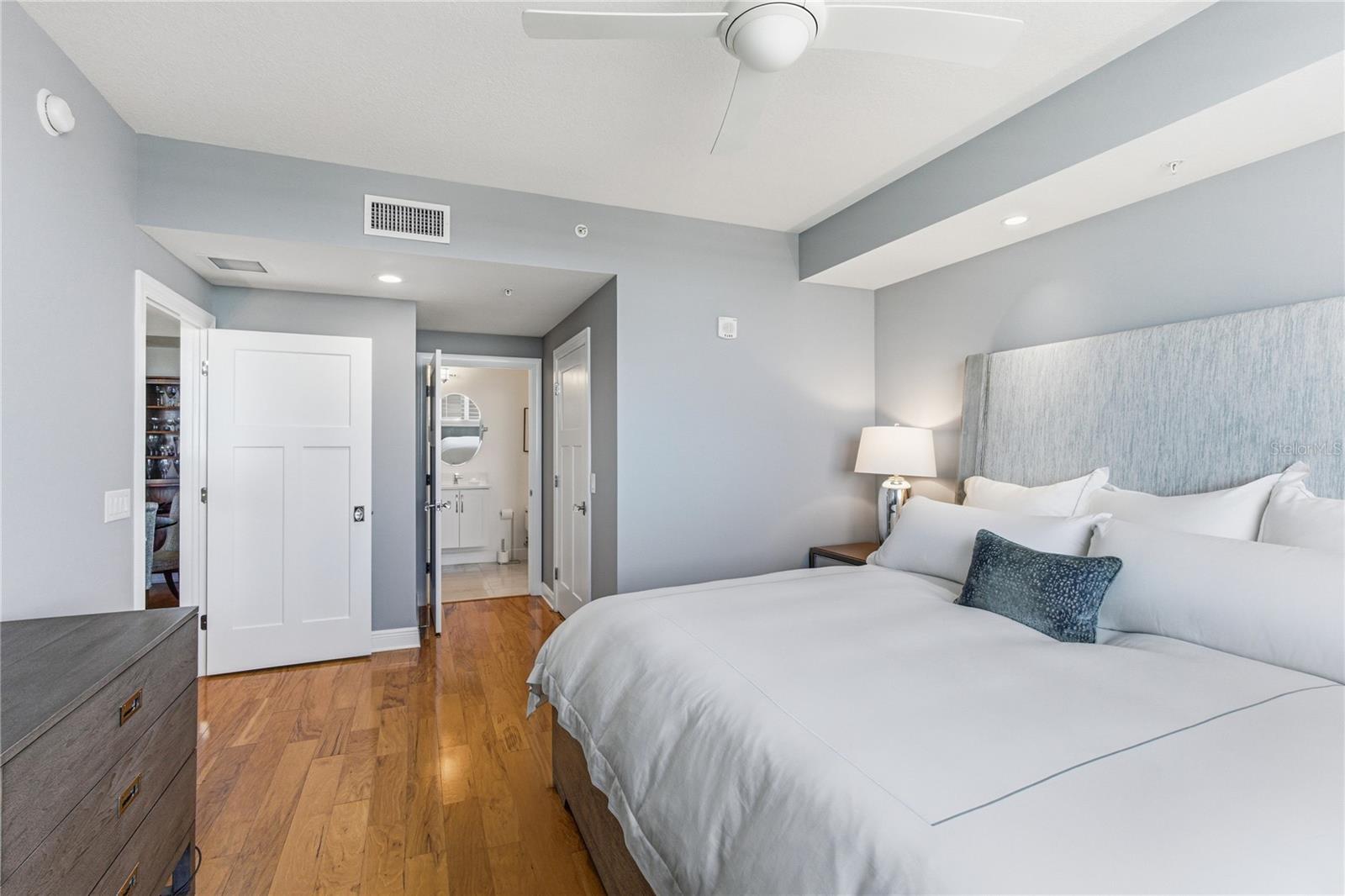 ALINARI - Residential