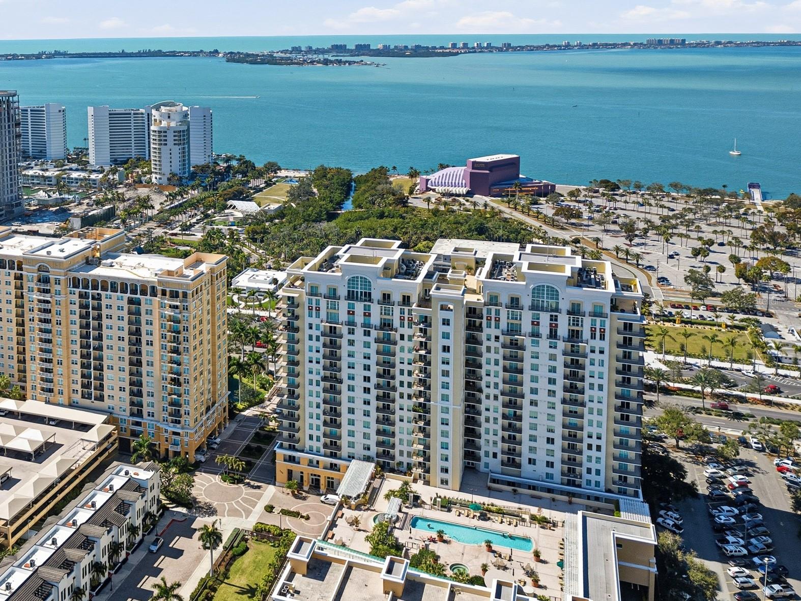 800 N TAMIAMI TRAIL 1203