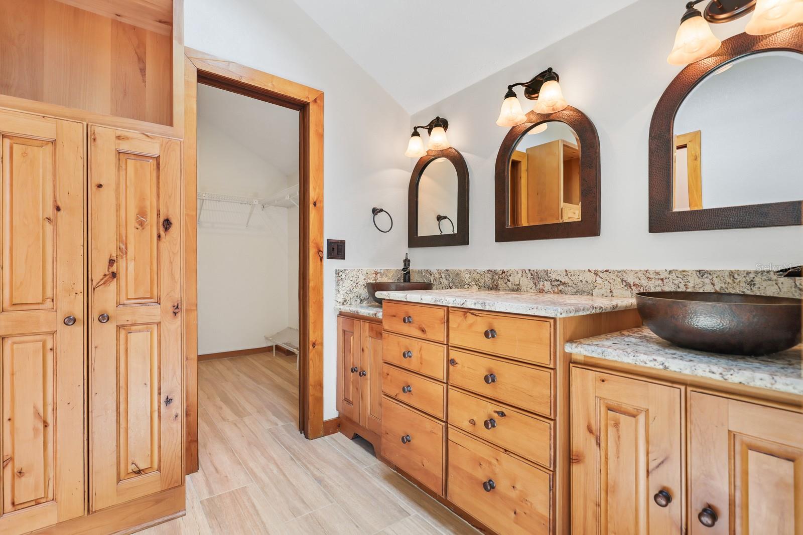 CHELSEA WOODS - Residential