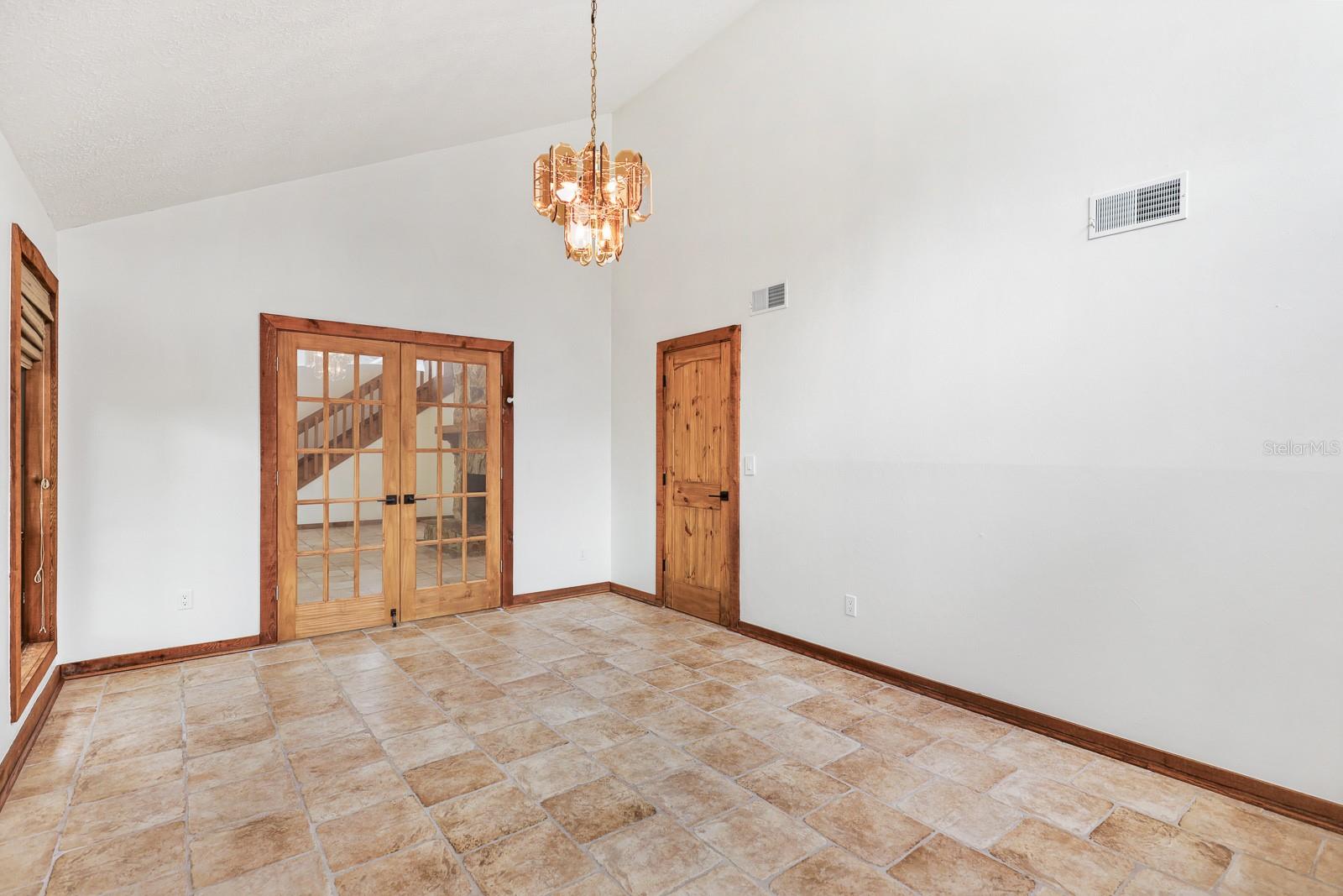 CHELSEA WOODS - Residential