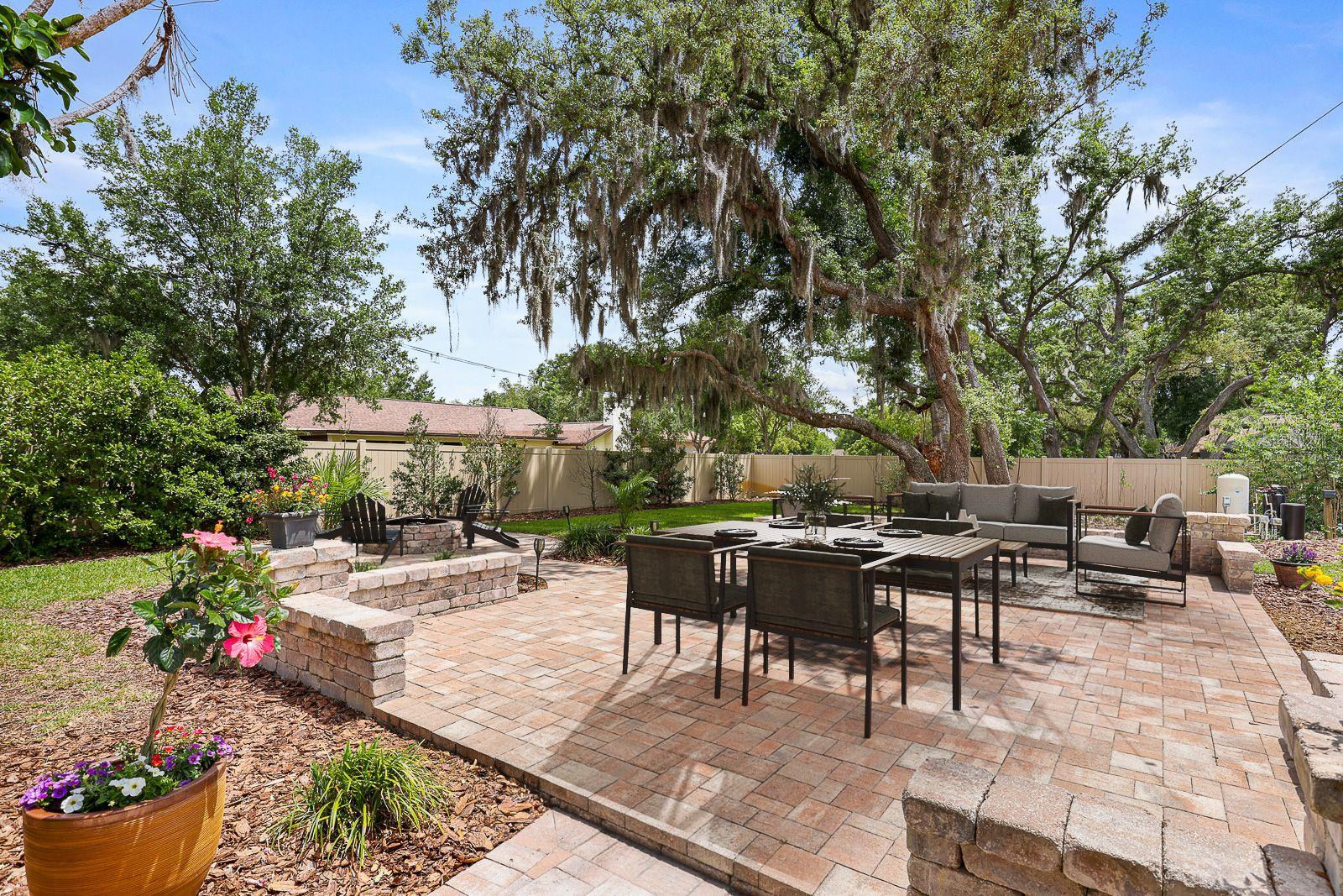 CHELSEA WOODS - Residential