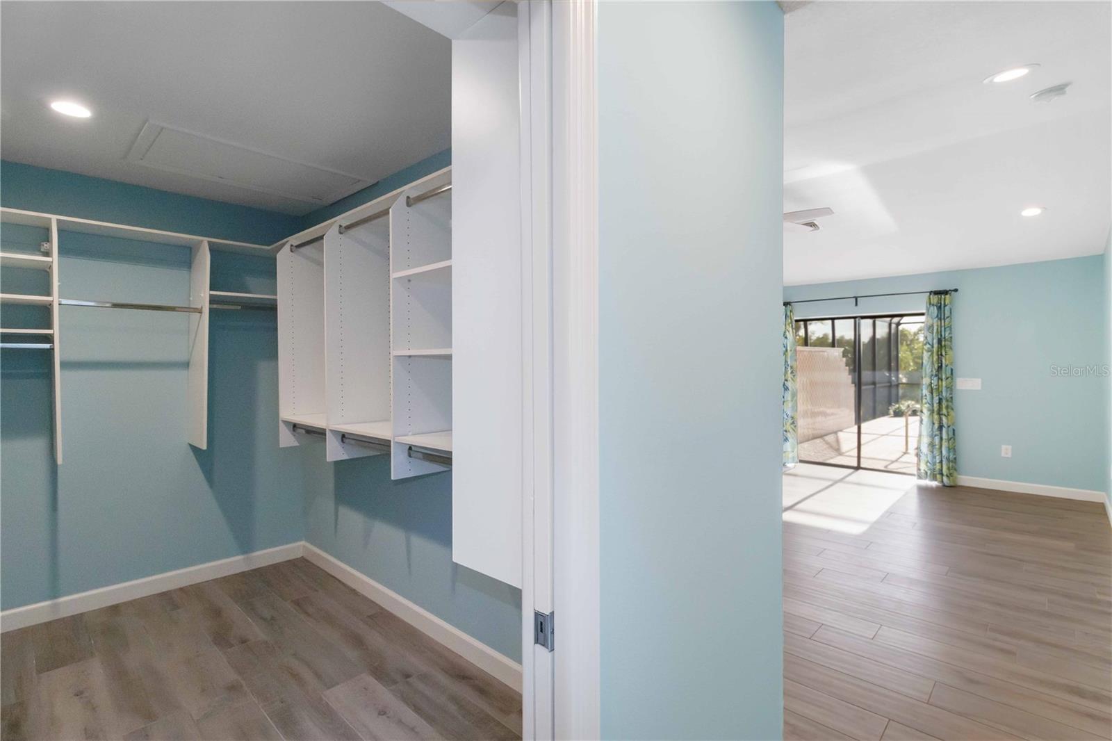 BAY ISLES - Residential