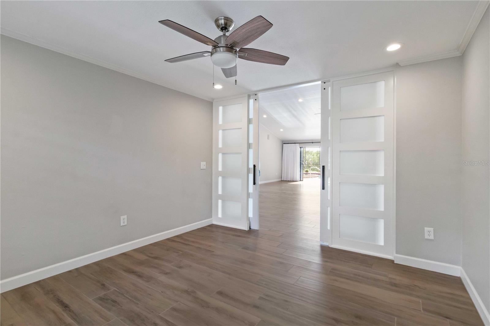 BAY ISLES - Residential