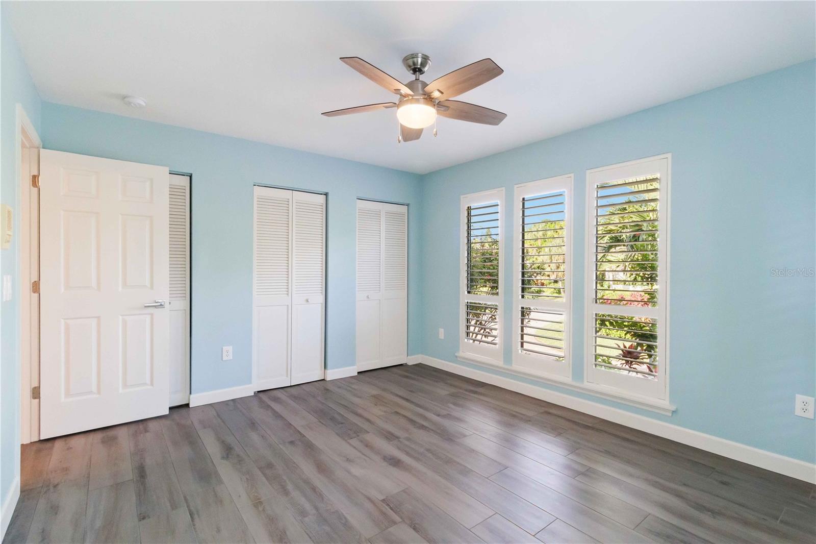 BAY ISLES - Residential