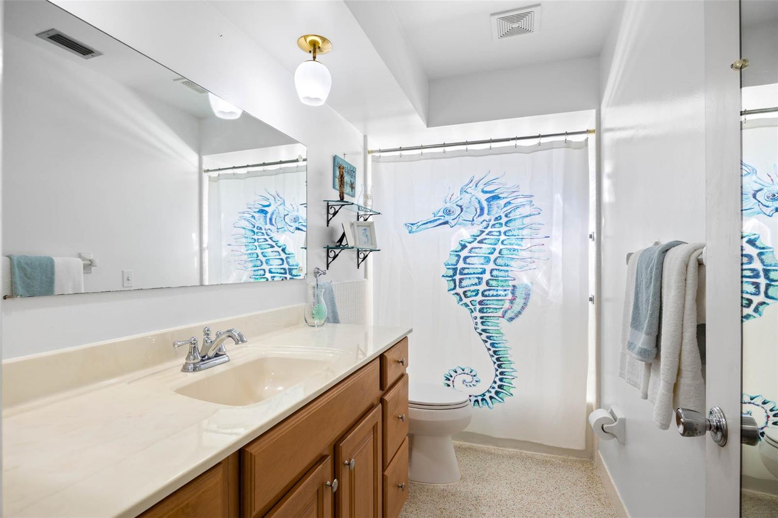 FAIRWAY ESTATES 9TH ADD - Residential