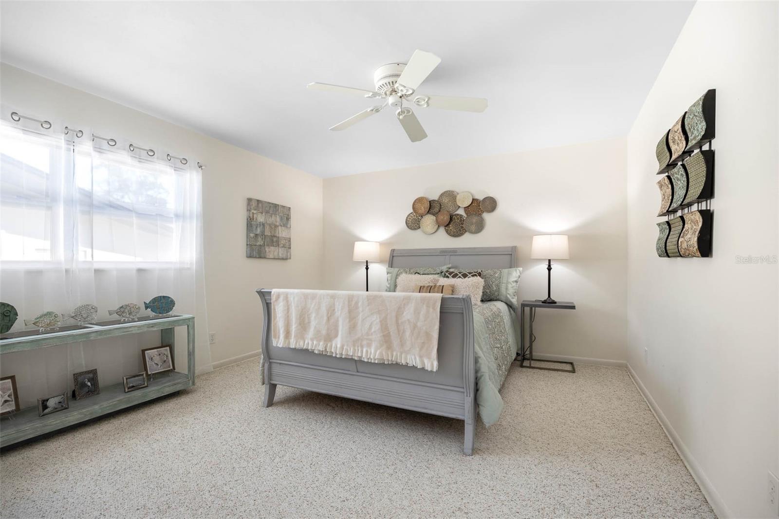 FAIRWAY ESTATES 9TH ADD - Residential