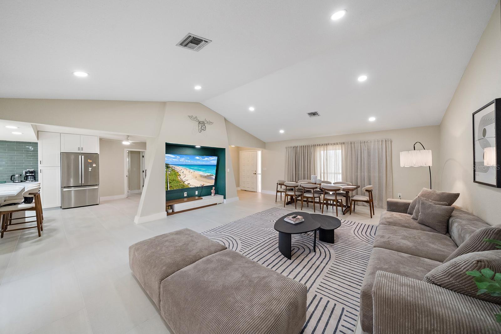 PORT CHARLOTTE SEC 013 - Residential Lease