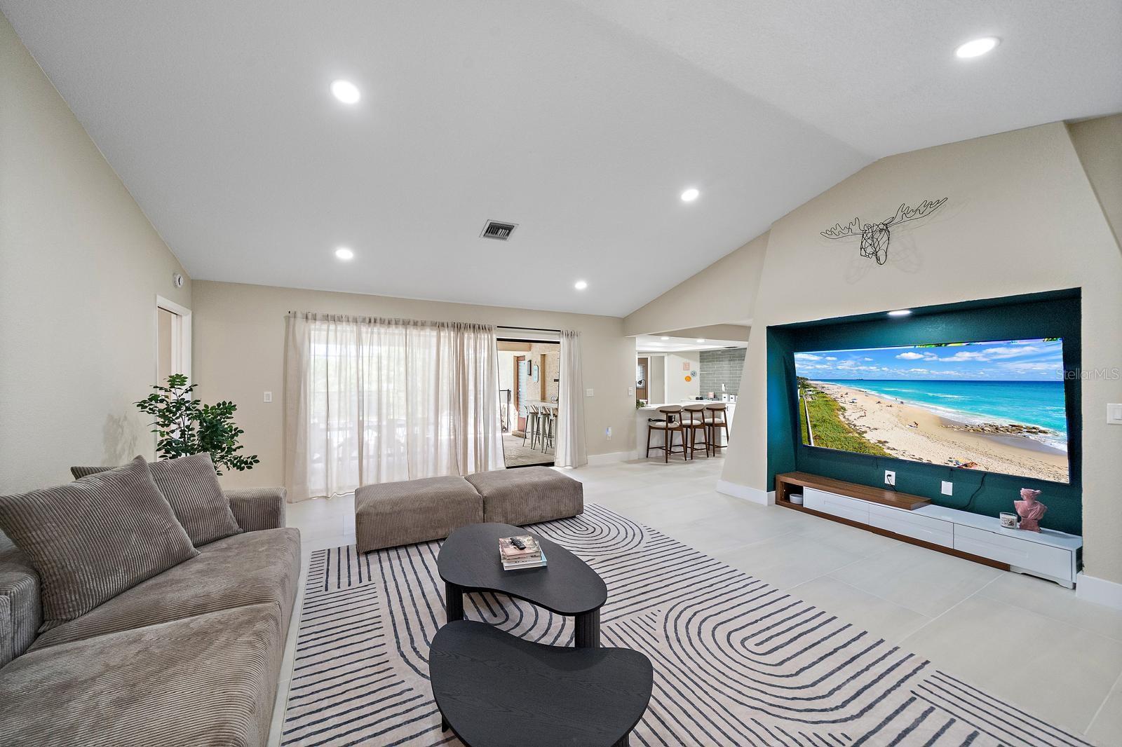 PORT CHARLOTTE SEC 013 - Residential Lease